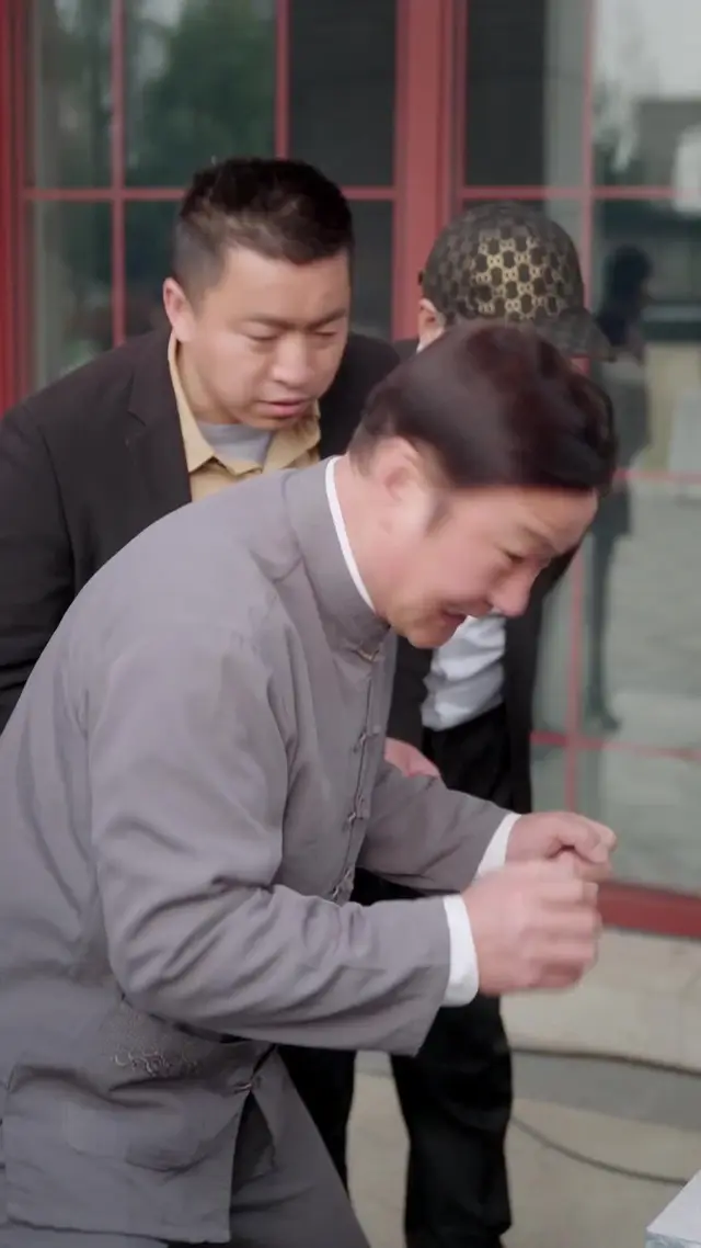 Episode 9 of Golden Eyes, Golden Life