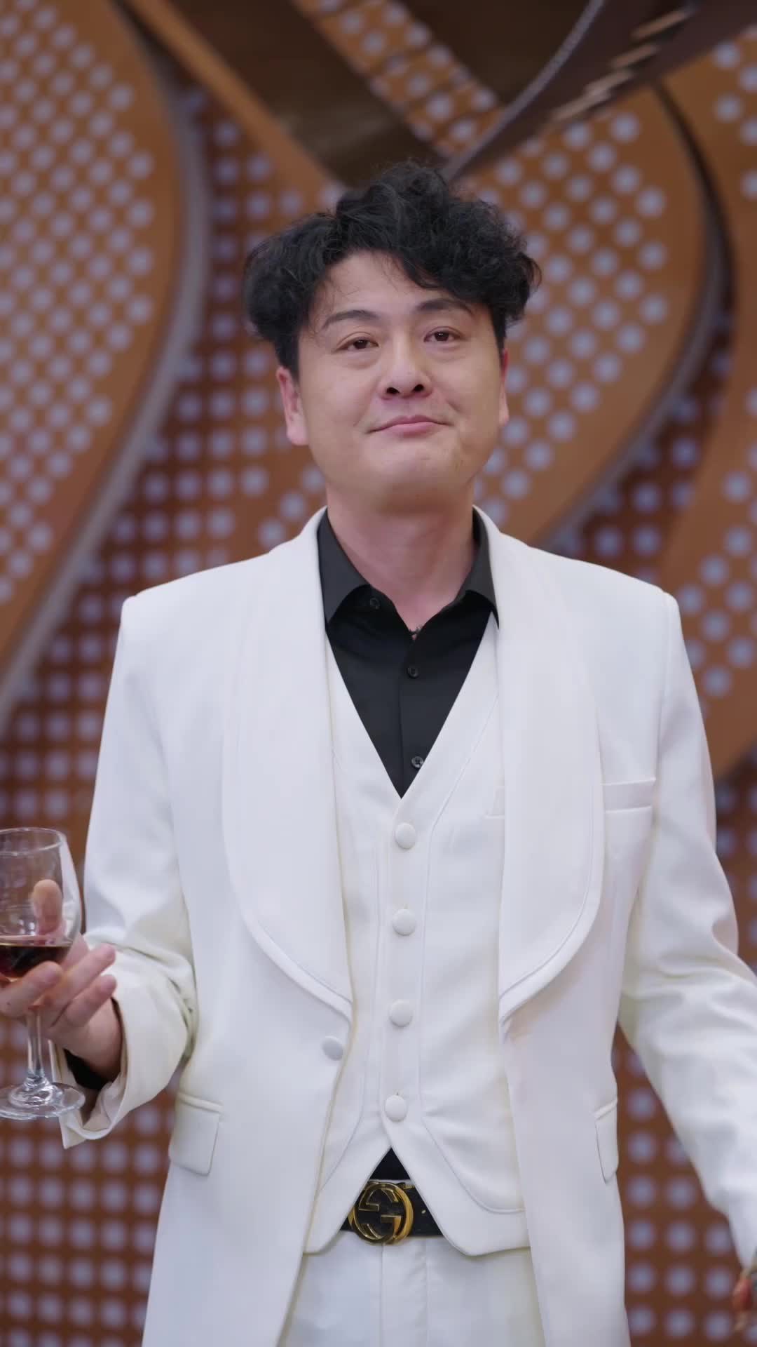 Episode 95 of Golden Eyes, Golden Life