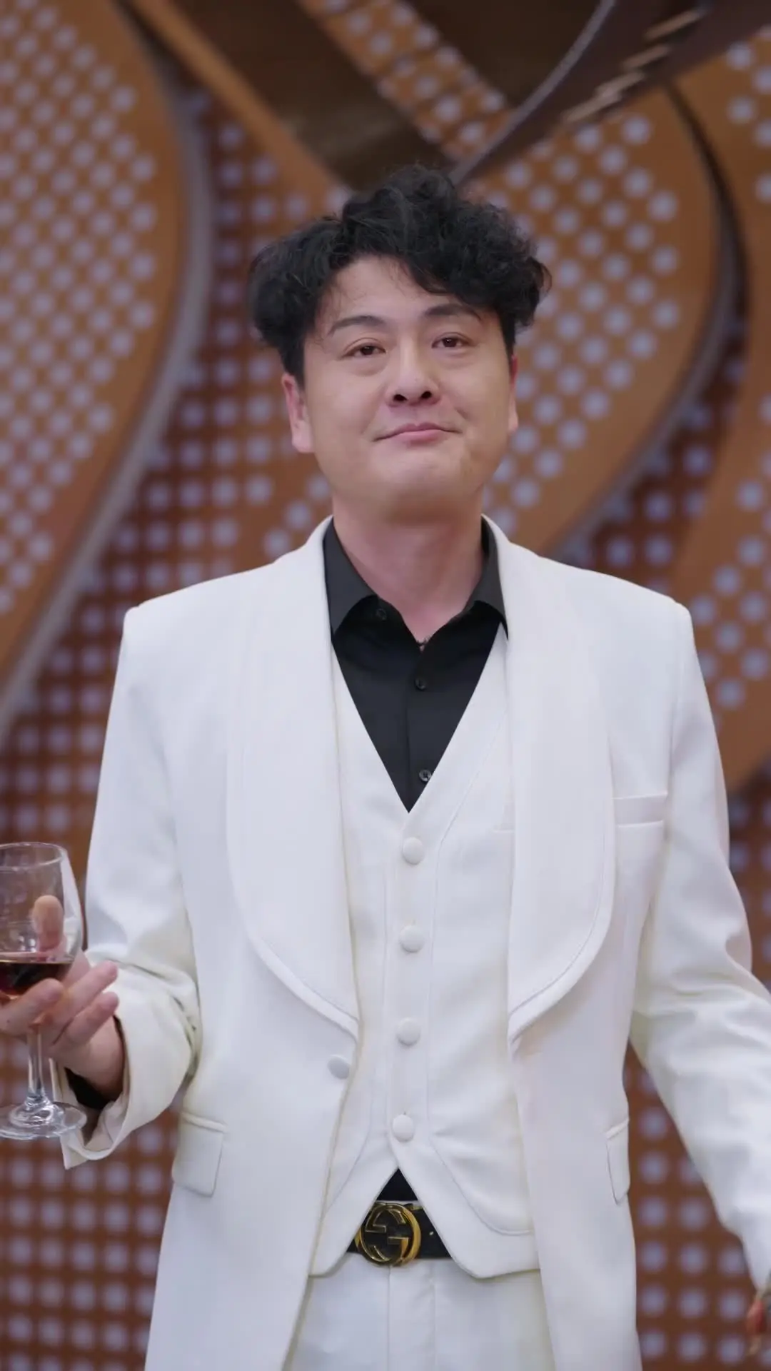 Episode 95 of Golden Eyes, Golden Life