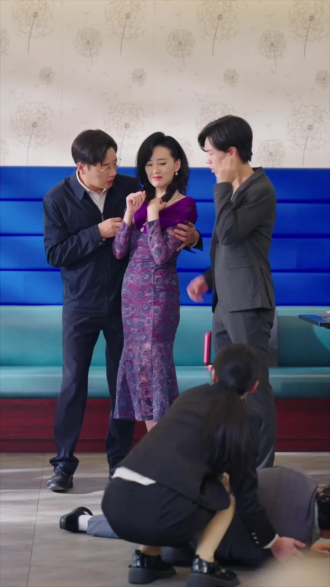 Episode 11 of Golden Threads of a Second Chance