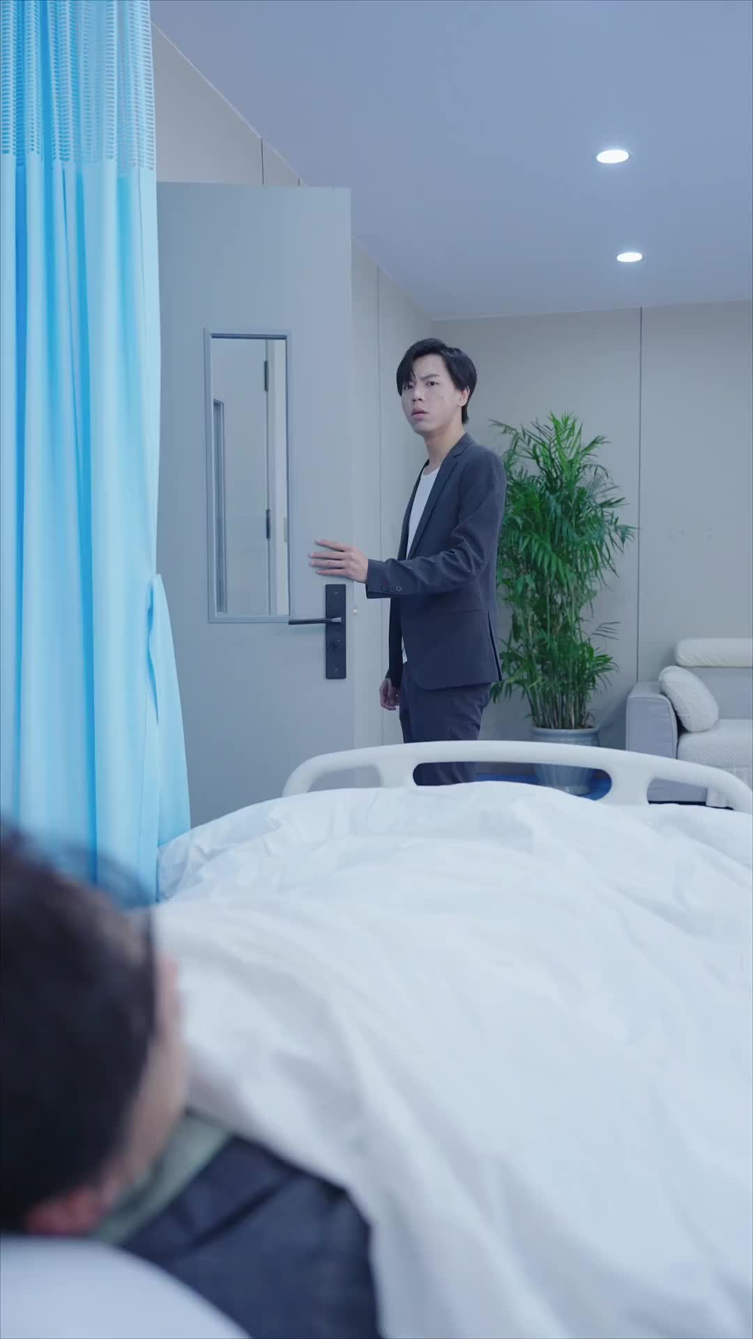 Episode 22 of Golden Threads of a Second Chance