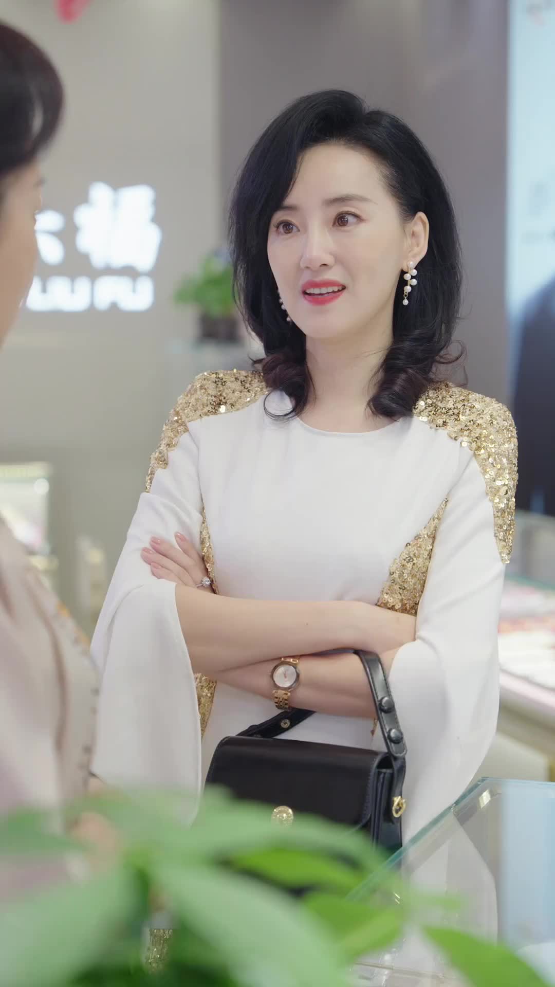 Episode 50 of Golden Threads of a Second Chance