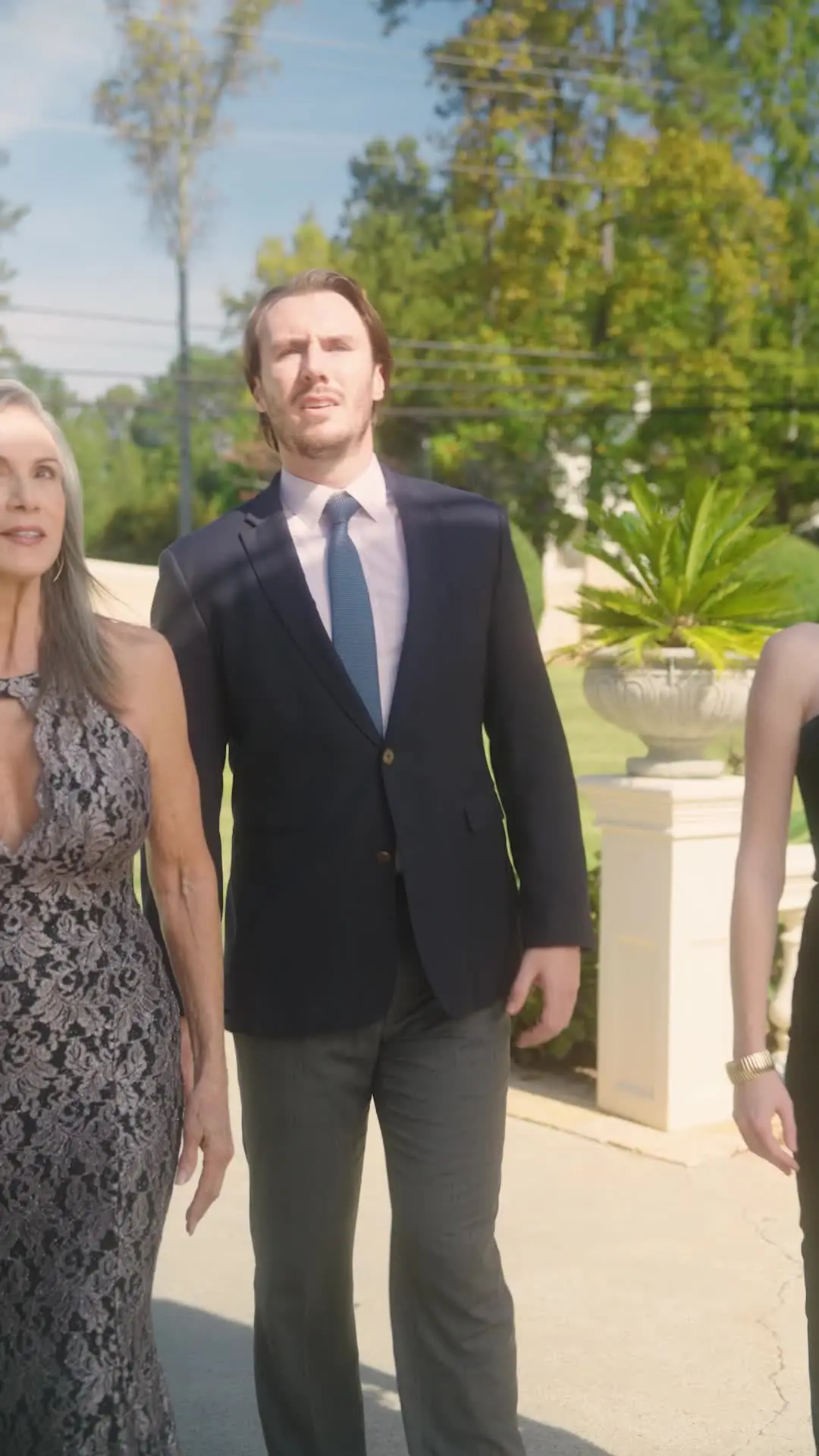Episode 38 of Heiress Crash Lands on Her Husband