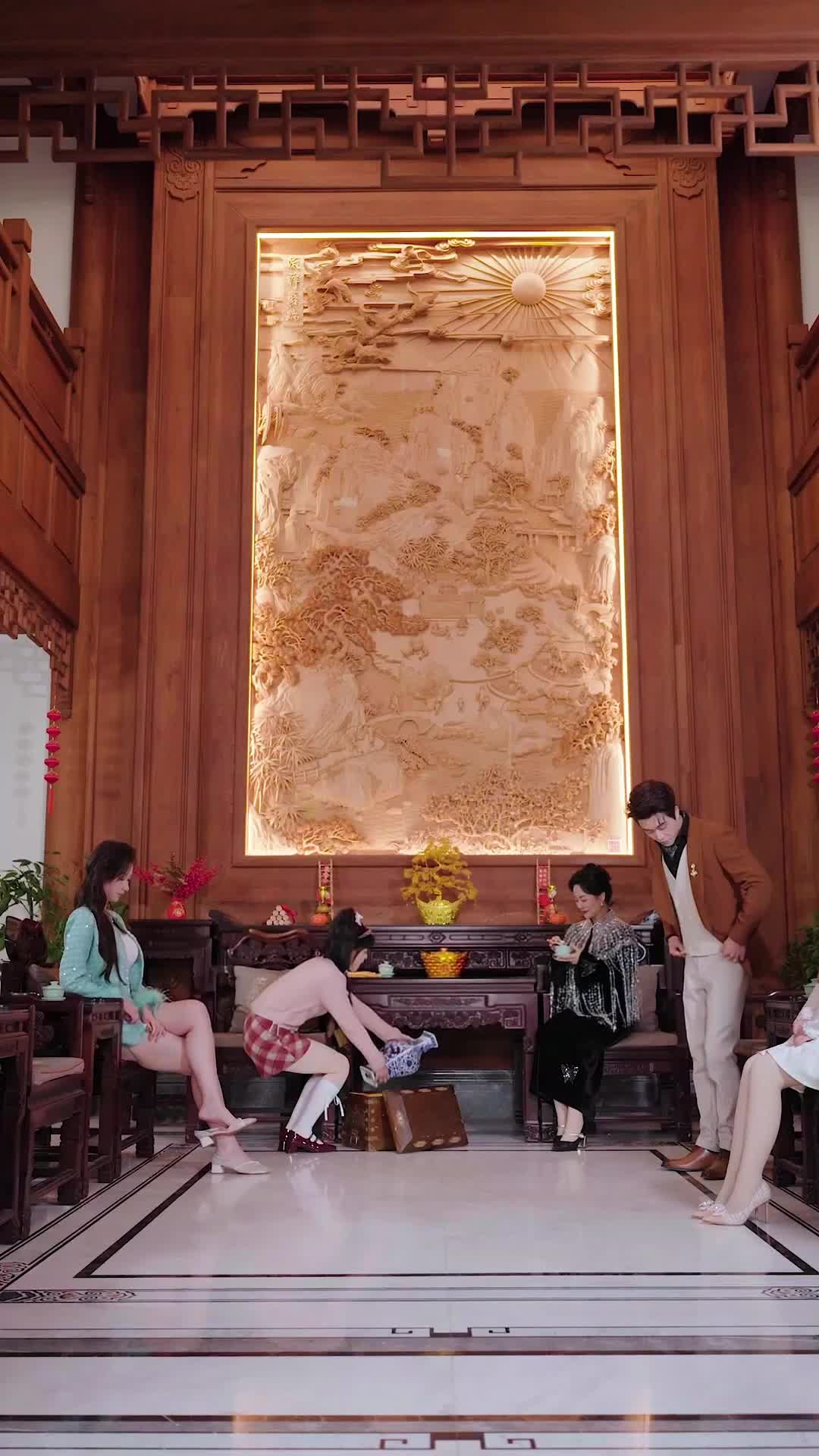 Episode 11 of Heiress of Luck