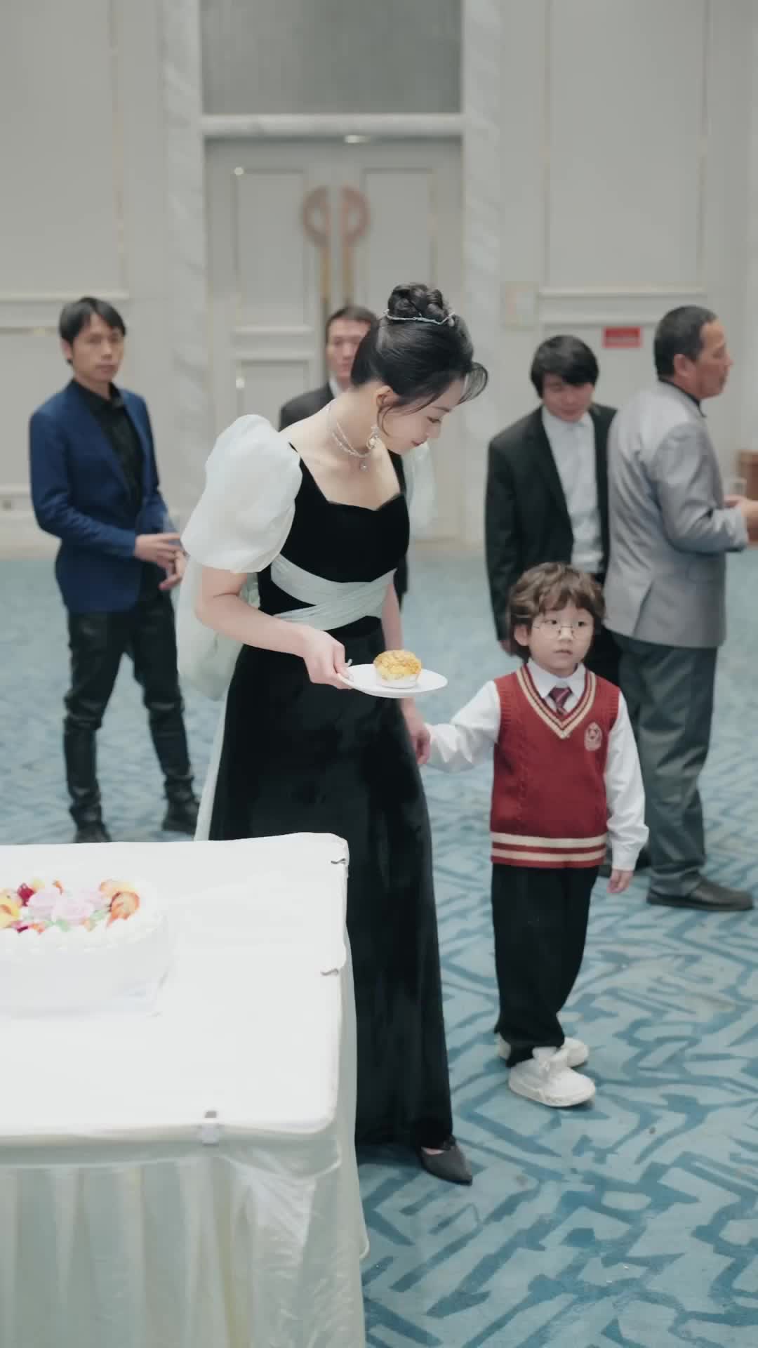 Episode 15 of Her Baby’s Claimed by the Kingpin