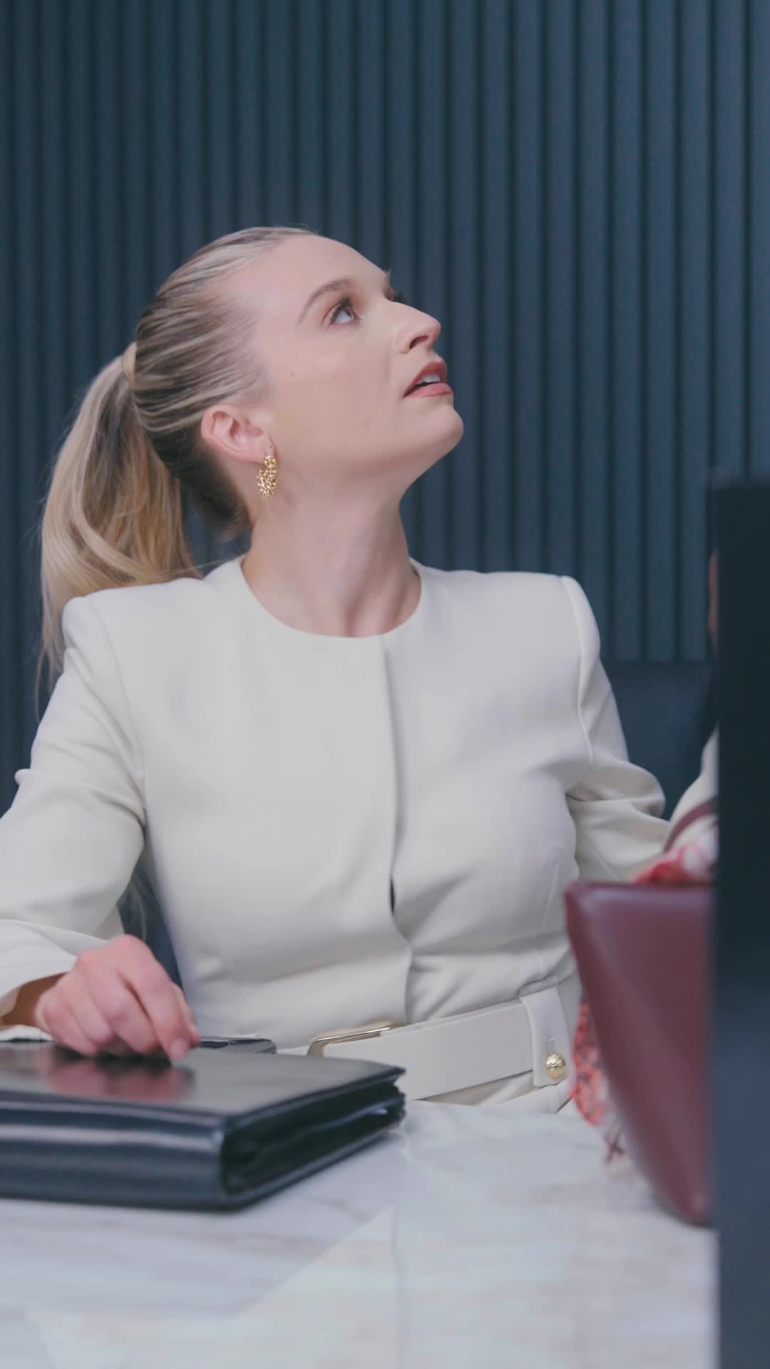 Episode 20 of Her Double, His Trouble