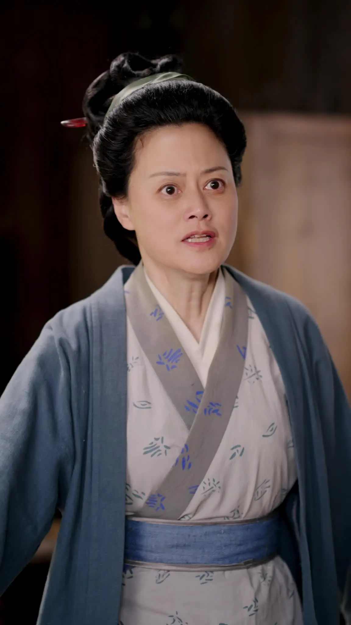 Episode 3 of Her Son Makes Her a Royal Lady