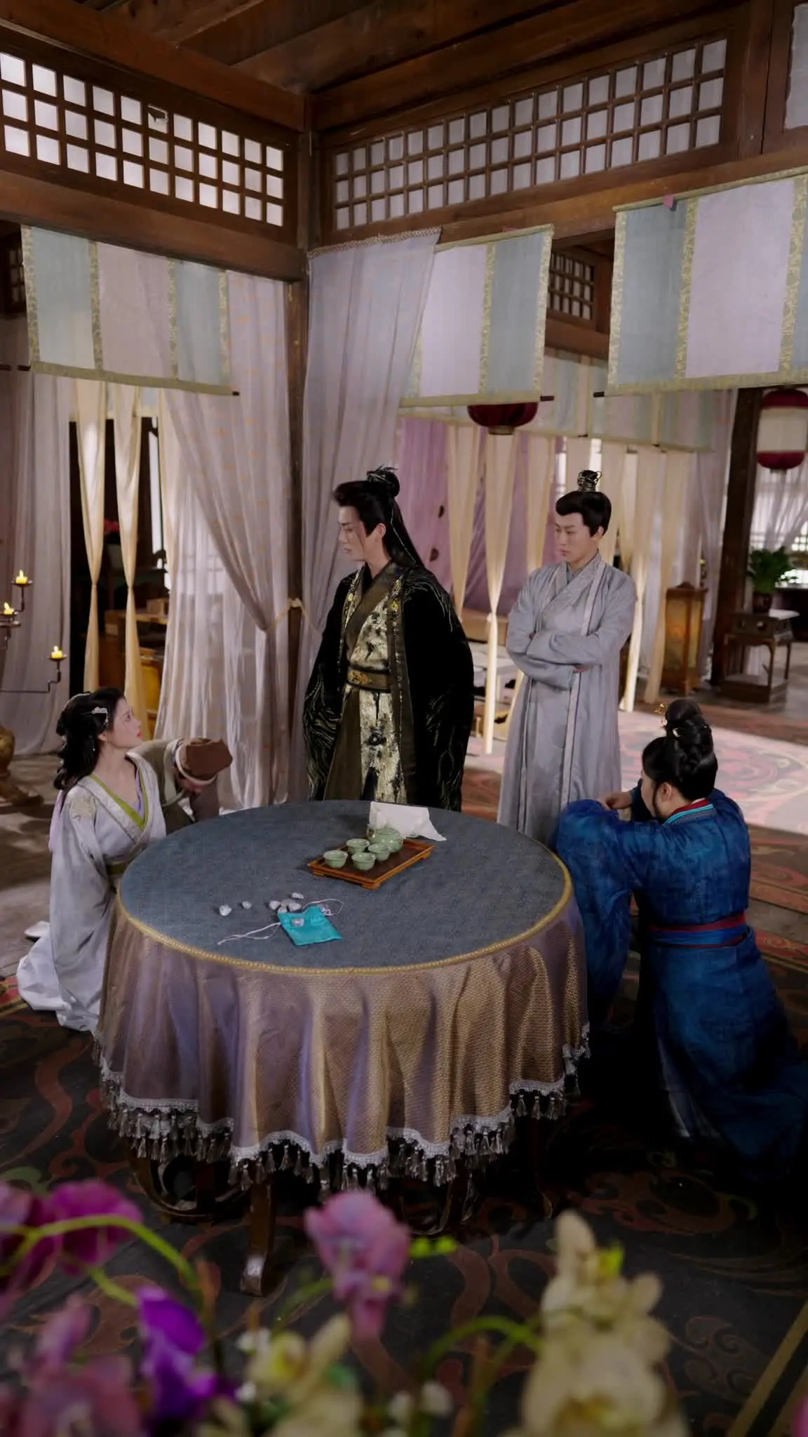 Episode 33 of Her Son Makes Her a Royal Lady