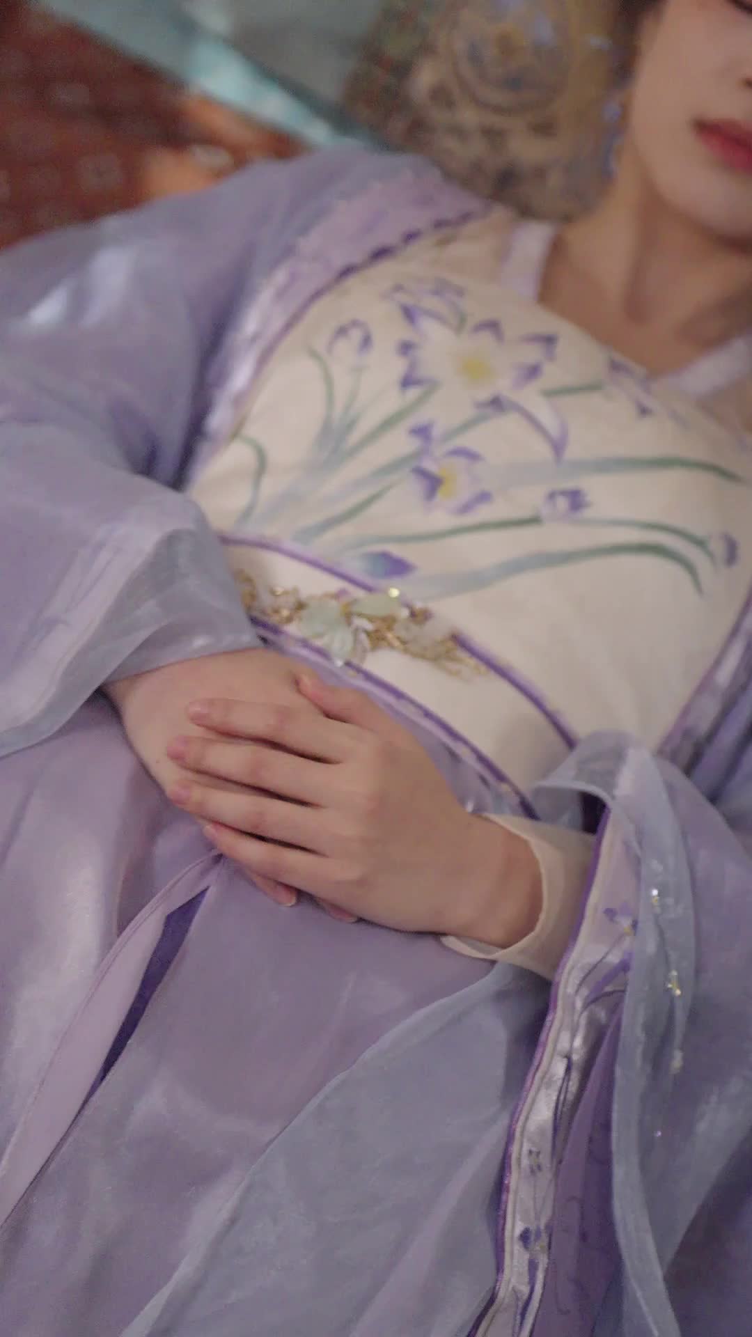 Episode 13 of His Majesty Is A Shapeshifter
