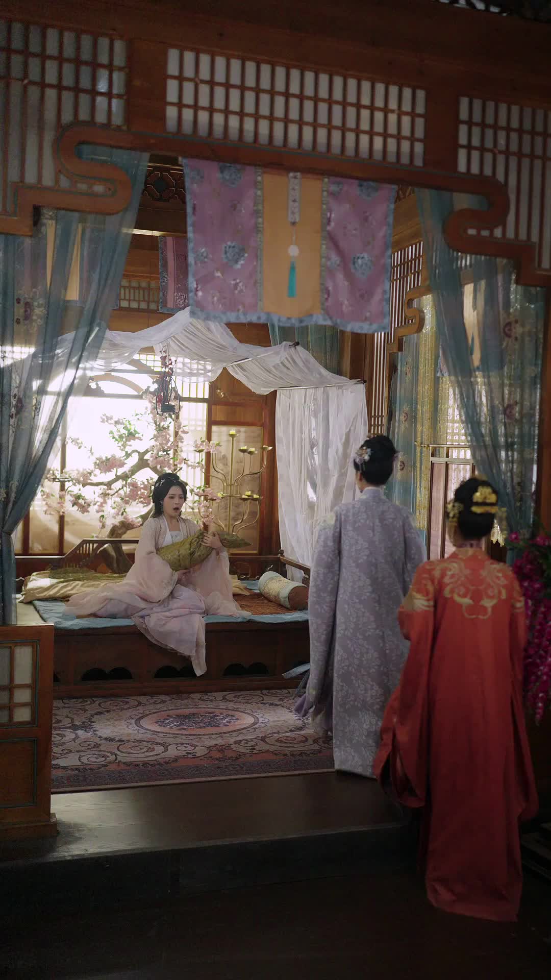 Episode 3 of His Majesty Is A Shapeshifter