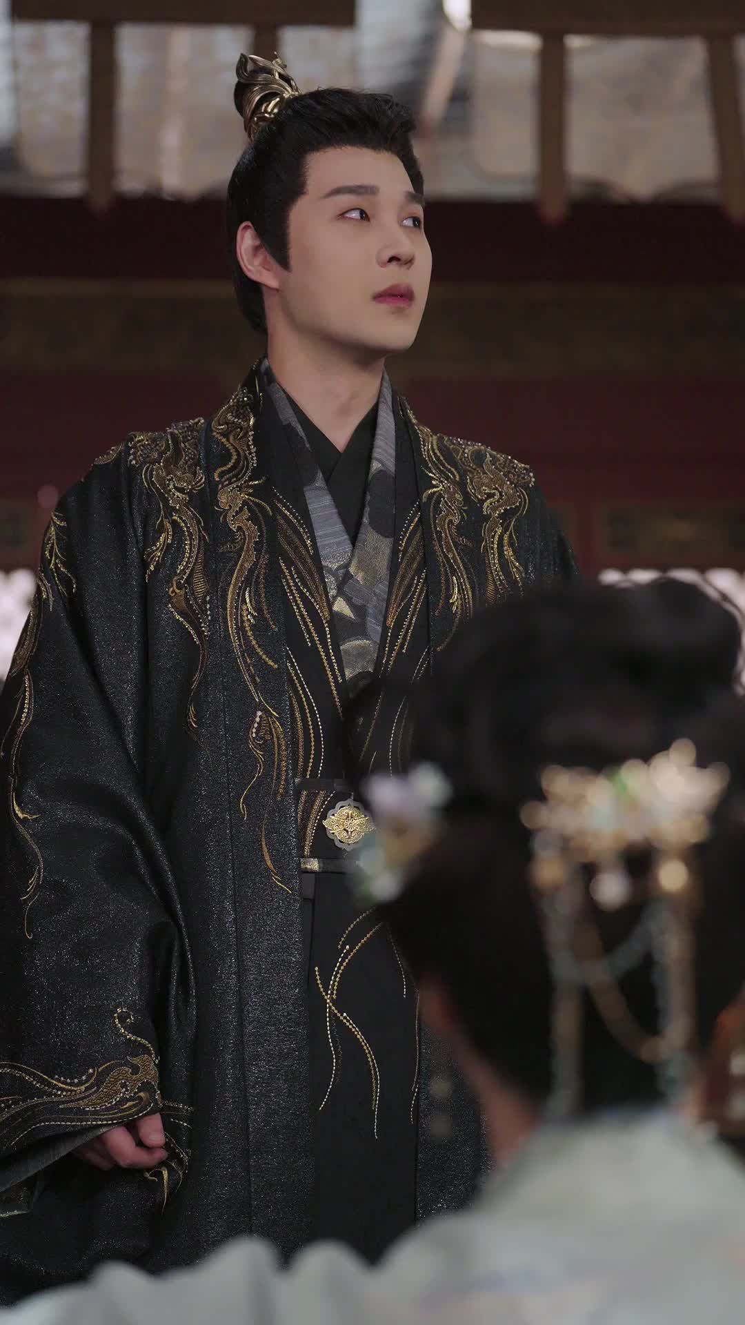 Episode 34 of His Majesty Is A Shapeshifter