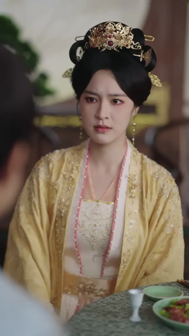 Episode 44 of His Majesty Is A Shapeshifter