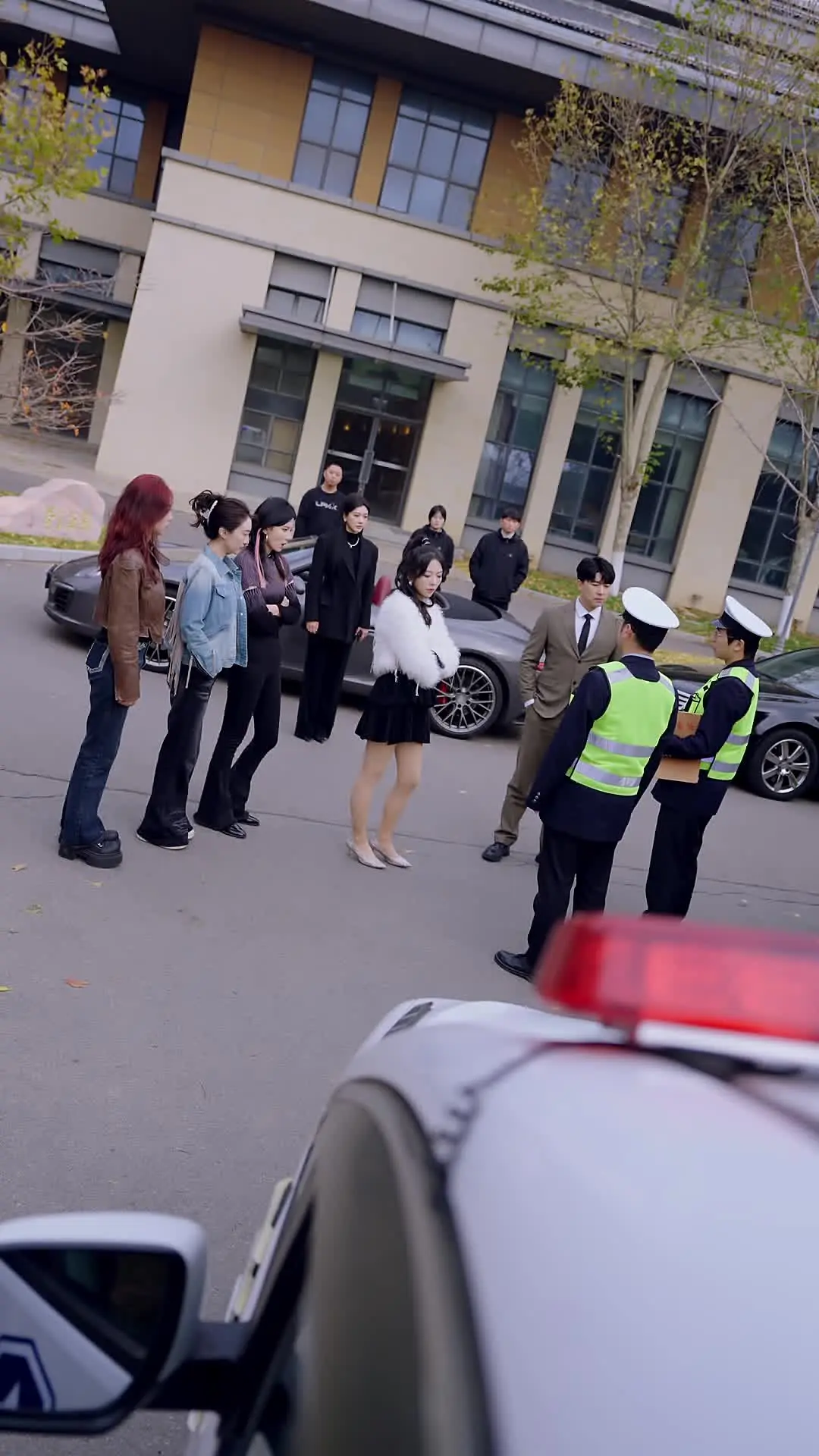 Episode 9 of His Mistress Drives My Car
