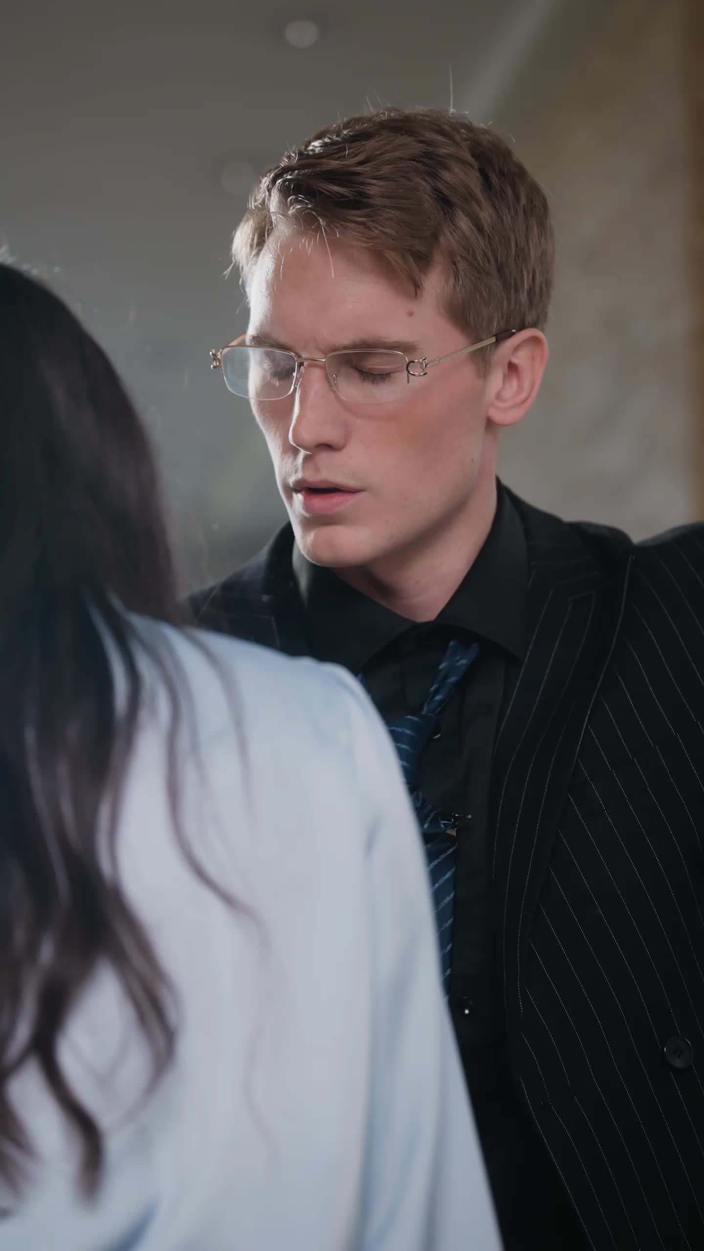 Episode 7 of Honey-Trapped My Fiancé's Billionaire Rival