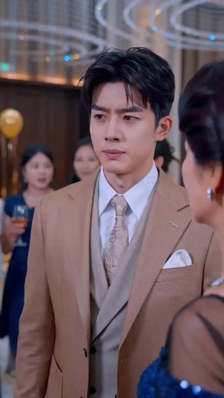 Episode 9 of I Let Her Raise the Wrong Son