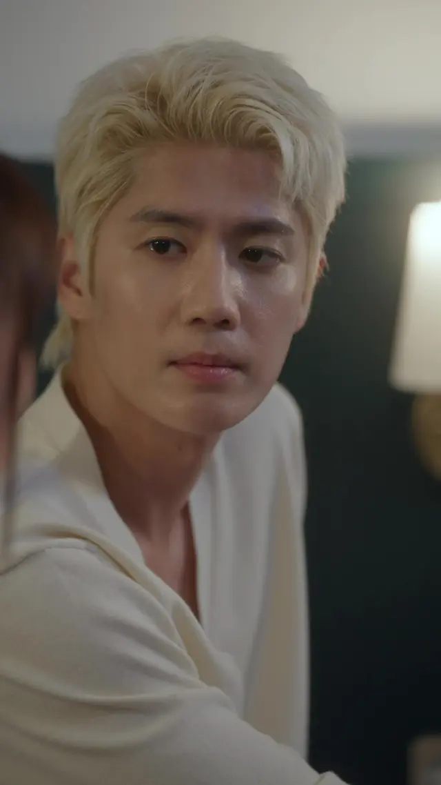 Episode 28 of I'm So Hot