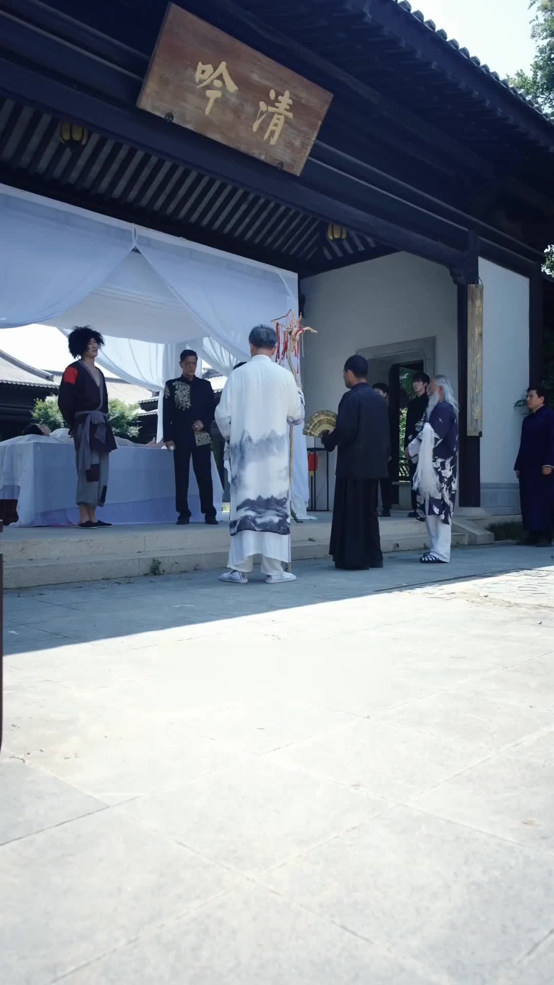 Episode 7 of I'm the Dragon King & Legendary Healer
