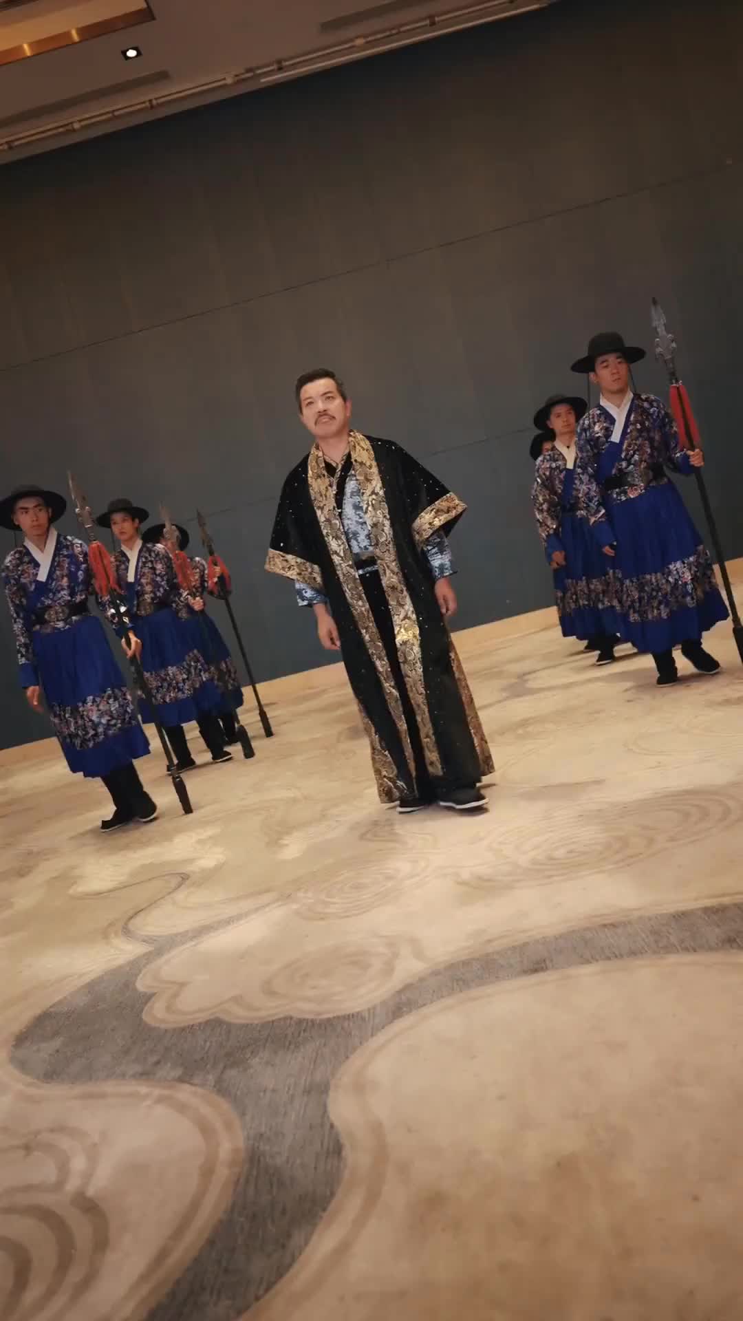 Episode 75 of I'm the Dragon King & Legendary Healer