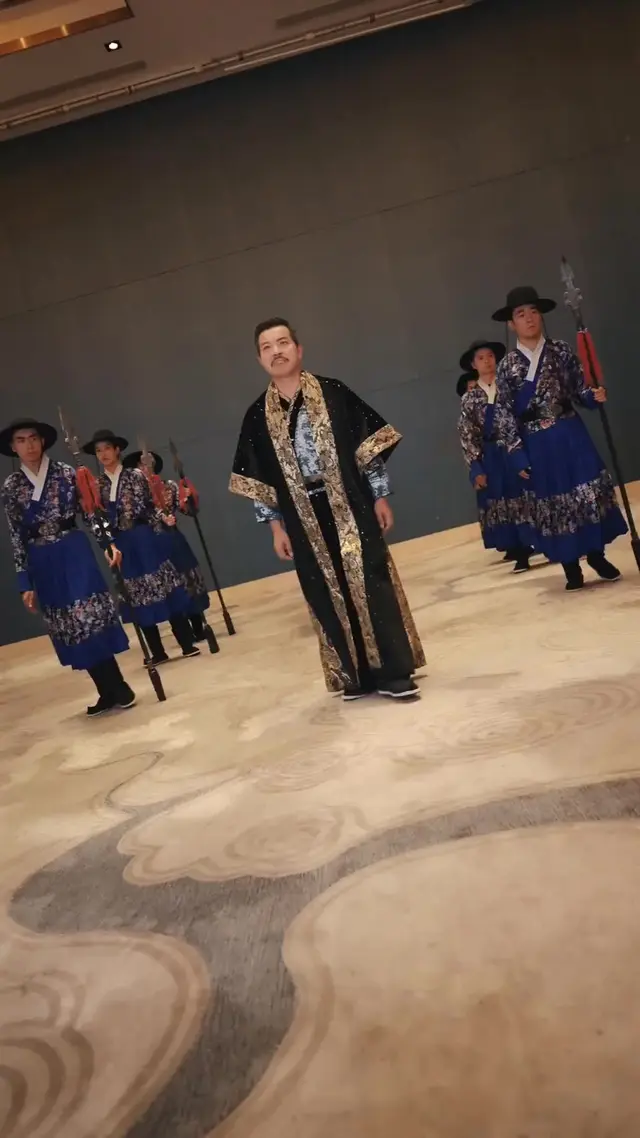 Episode 75 of I'm the Dragon King & Legendary Healer