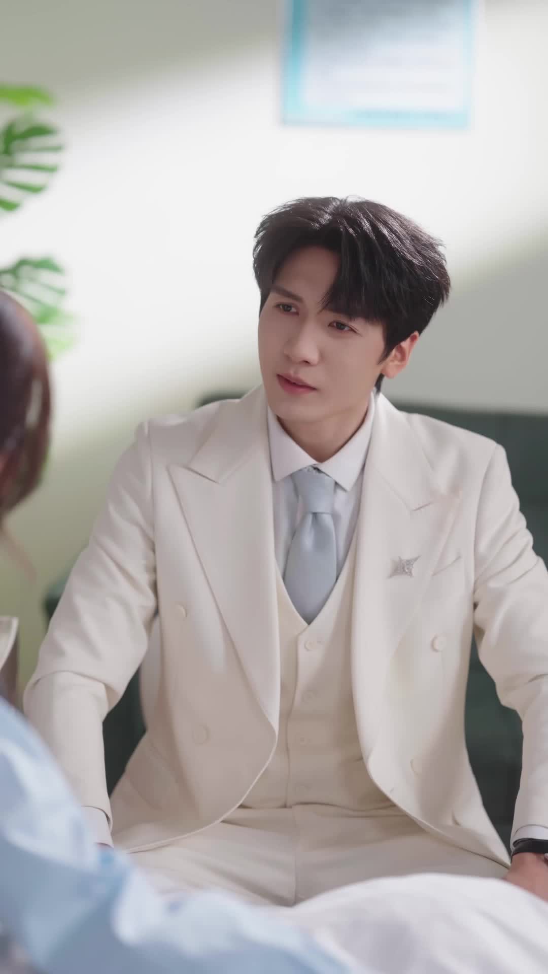 Episode 14 of I Married a Secret Billionaire