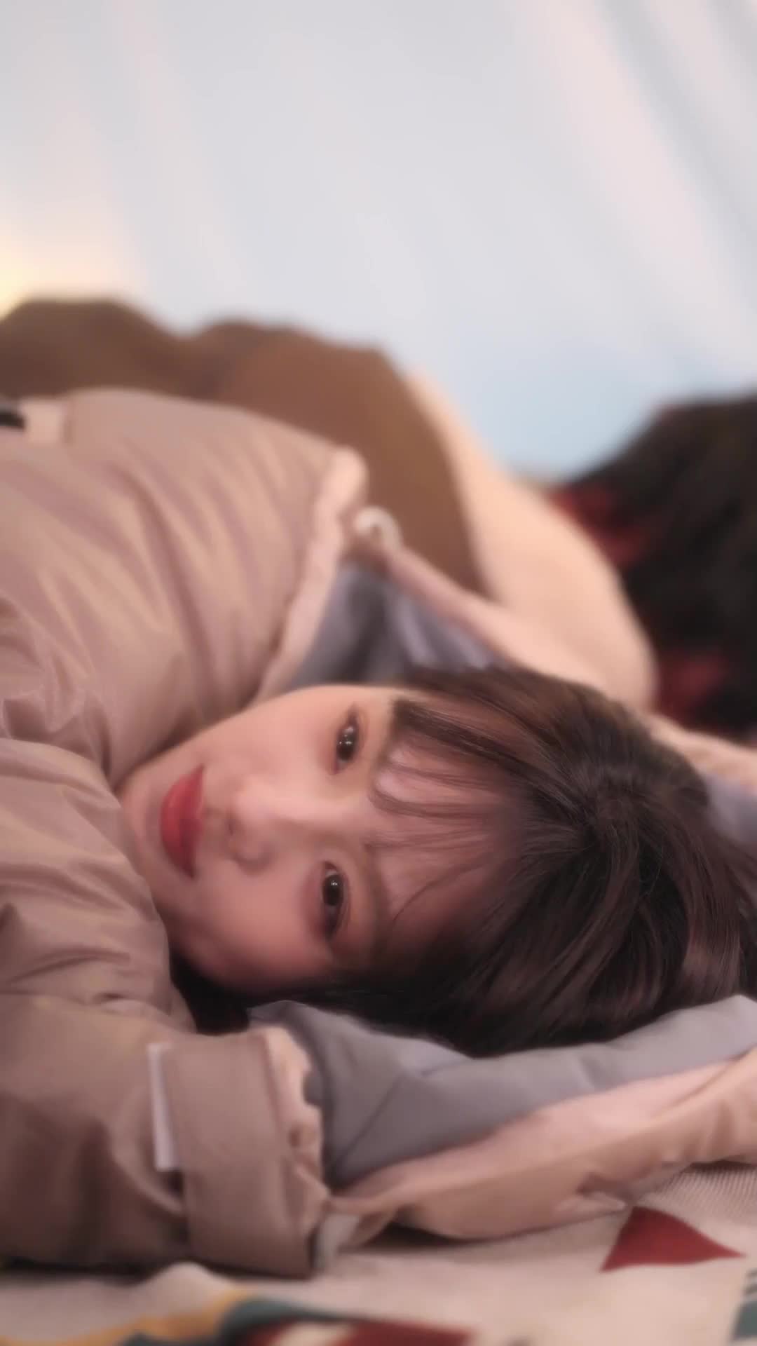 Episode 12 of I Went for Money, Found Love