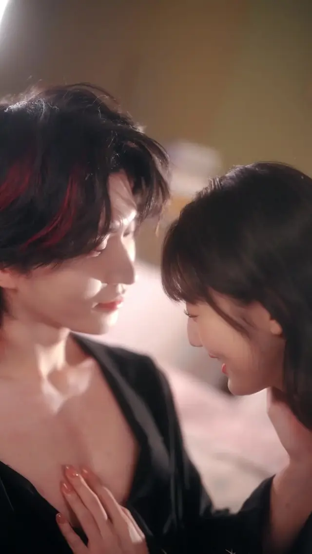Episode 5 of I Went for Money, Found Love