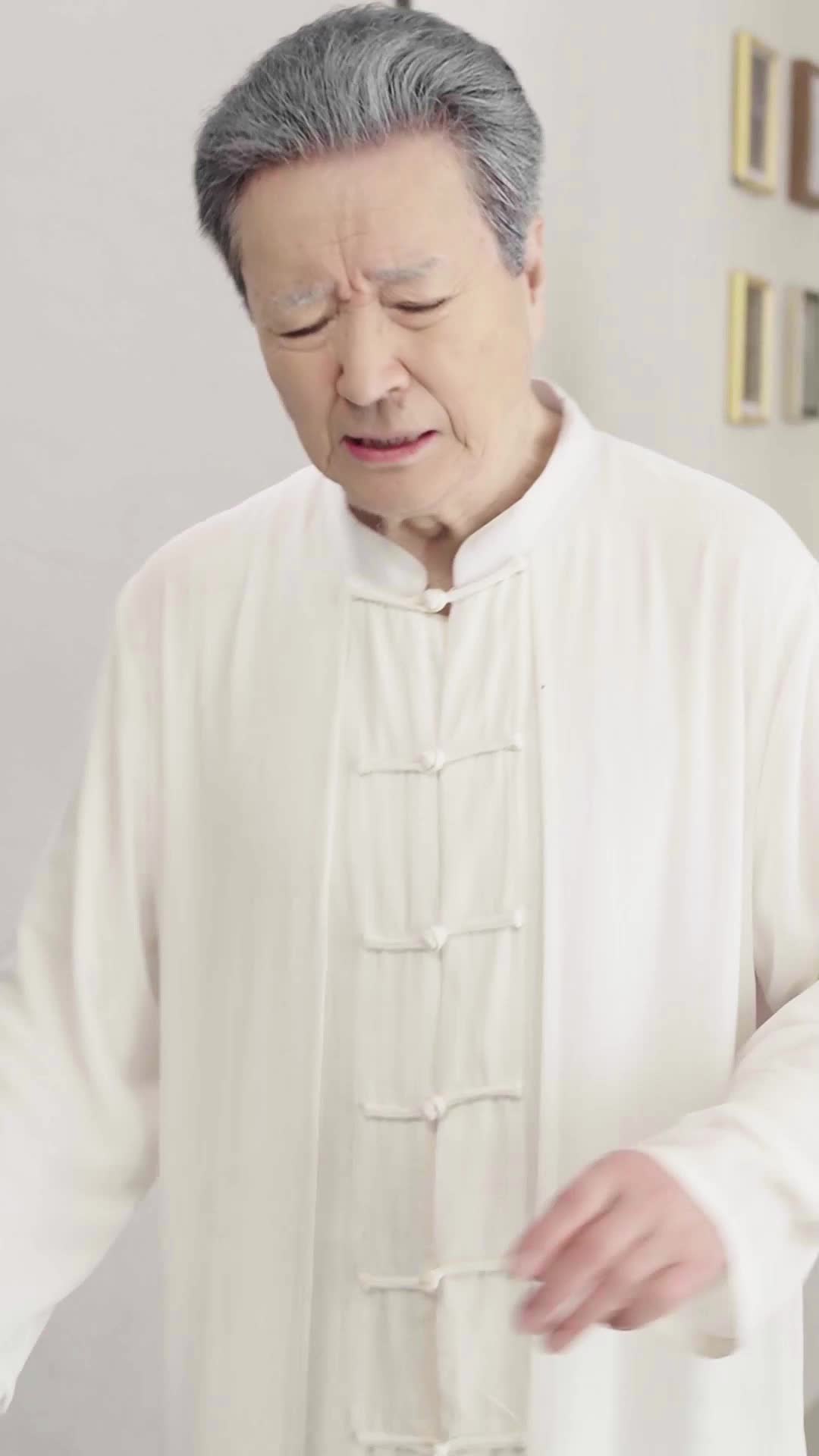 Episode 47 of Immortal Grandpa Goes Viral!