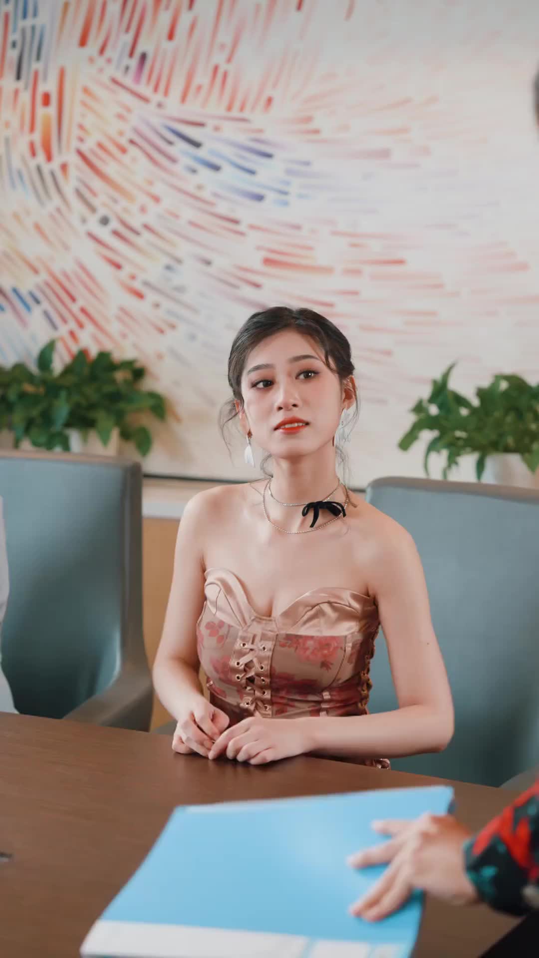 Episode 23 of Impostor Heiress