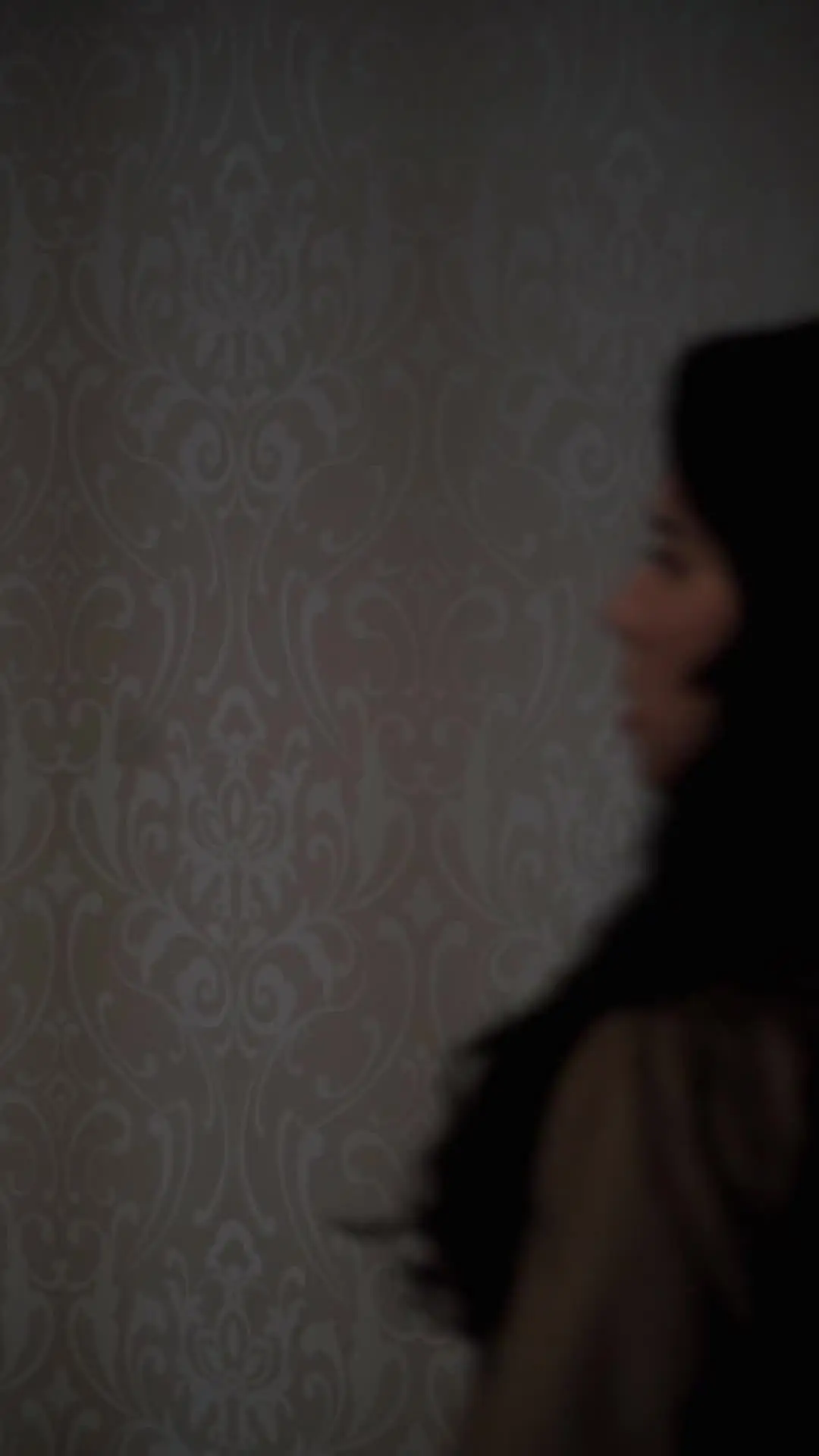 Episode 21 of In Love With My Godfather's Daughter