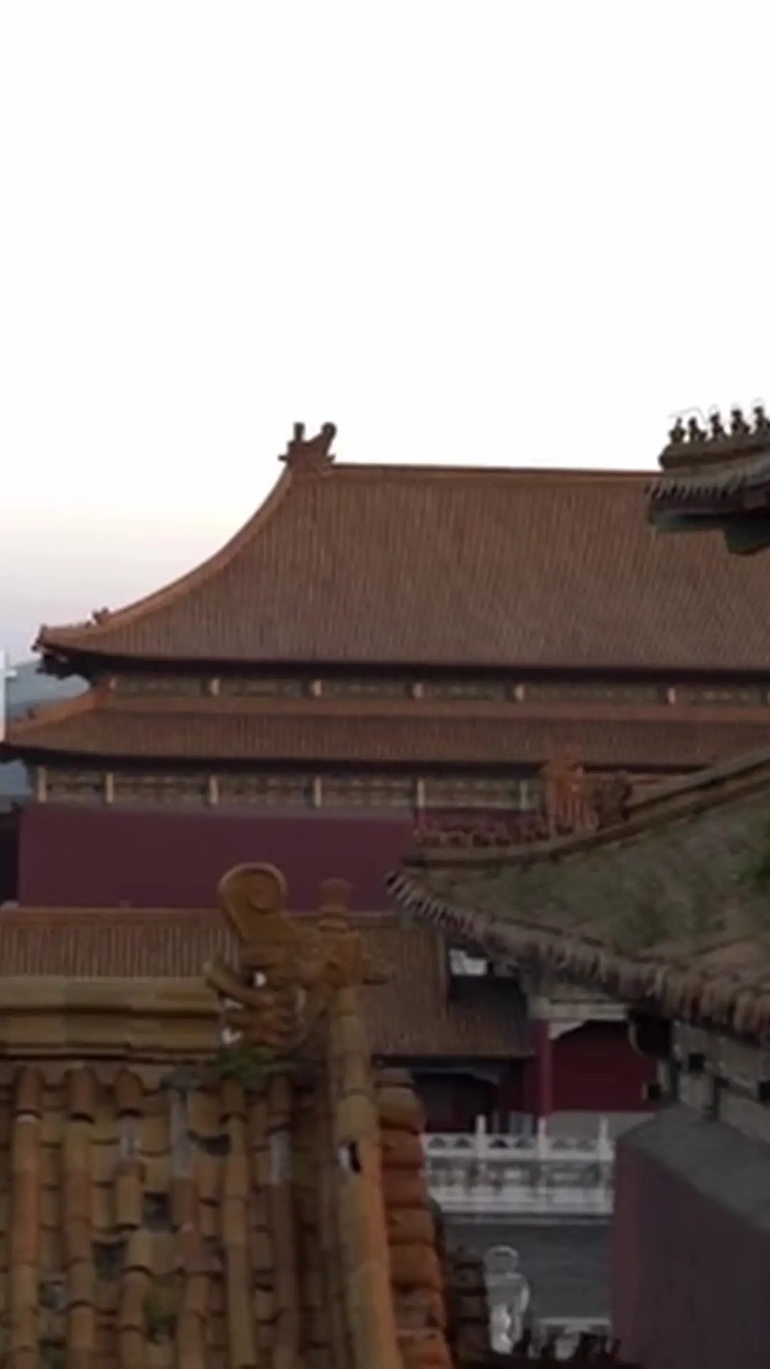 Episode 1 of In This Life, Crown Princess Steals the Spotlight