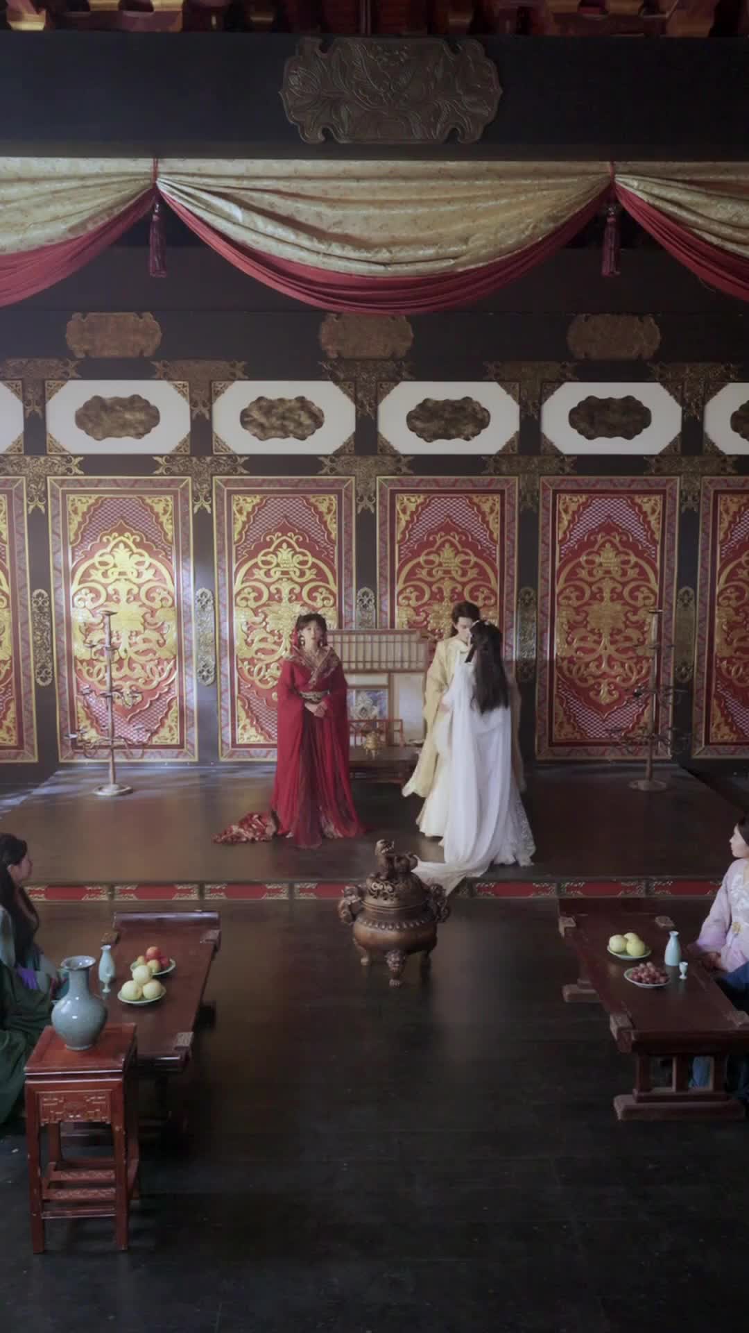 Episode 25 of In This Life, Crown Princess Steals the Spotlight
