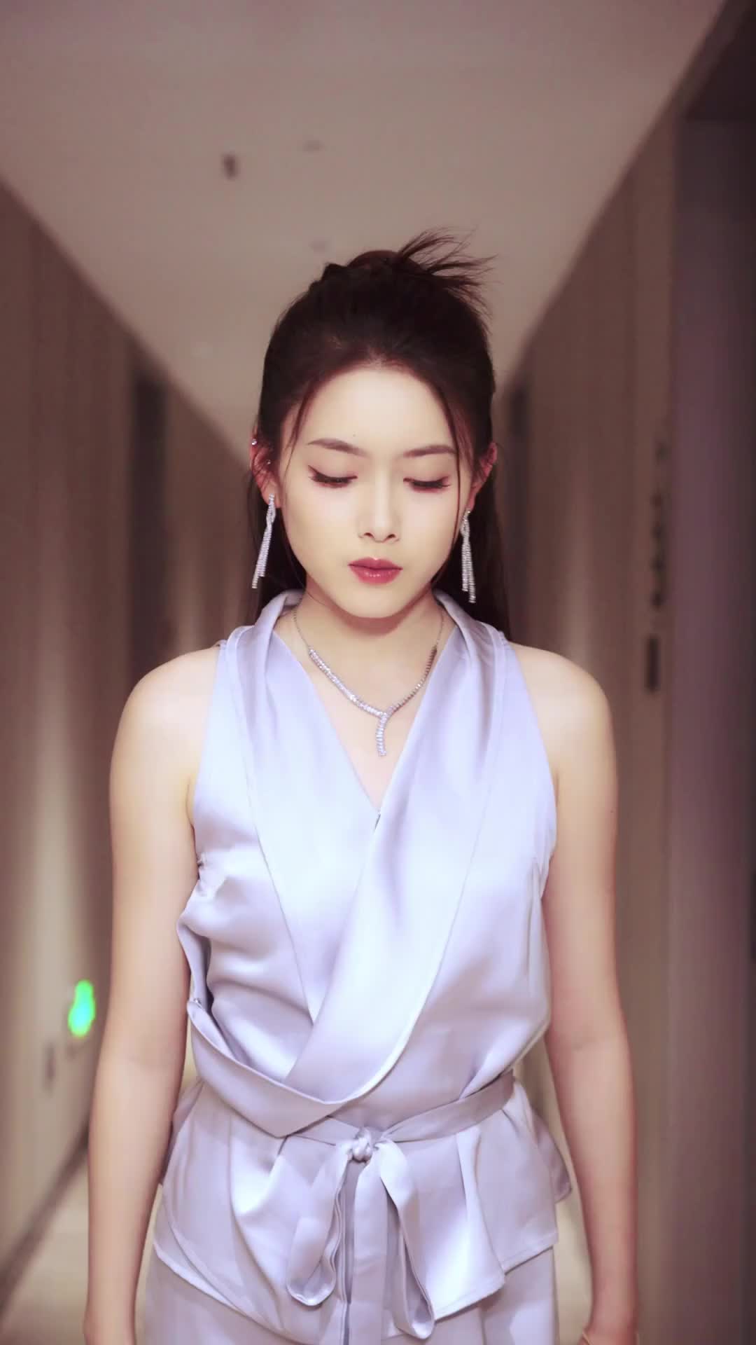 Episode 34 of In This Life, Crown Princess Steals the Spotlight
