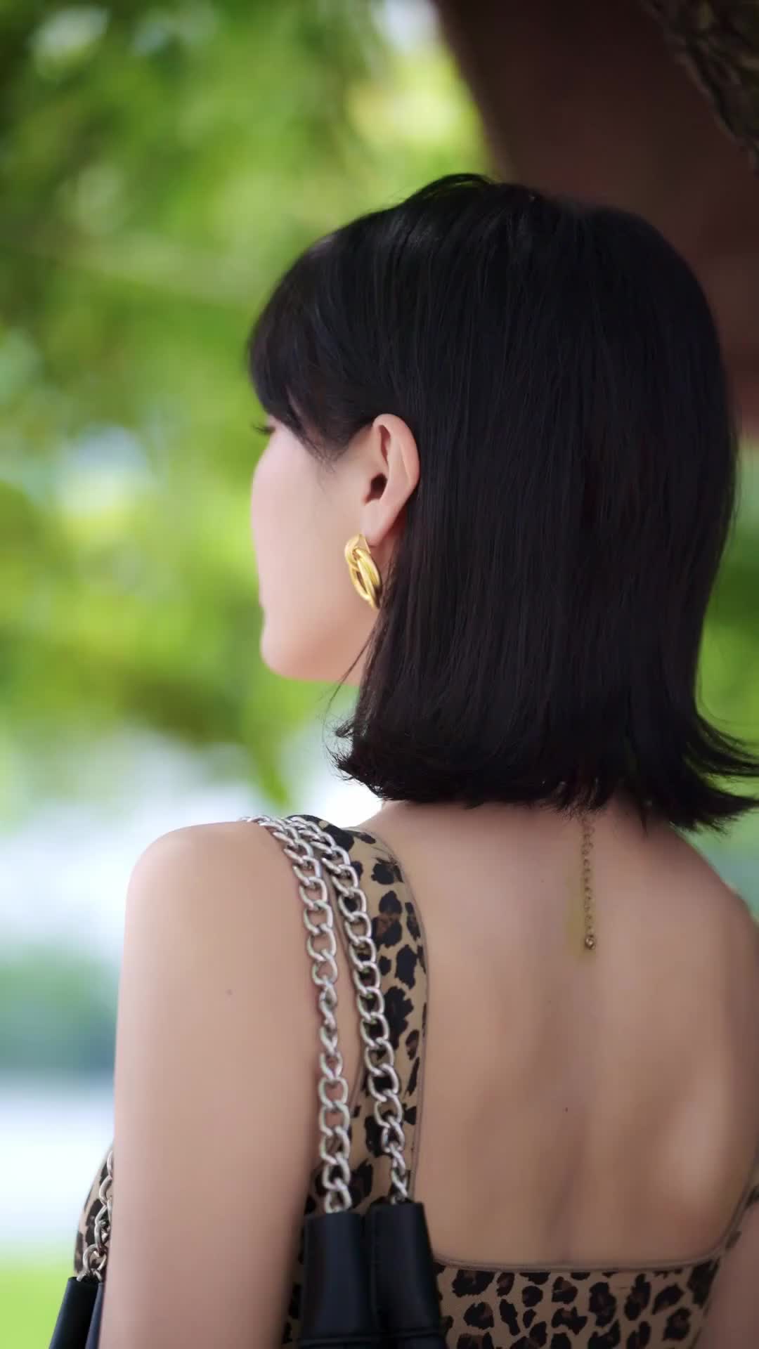 Episode 42 of In This Life, Crown Princess Steals the Spotlight