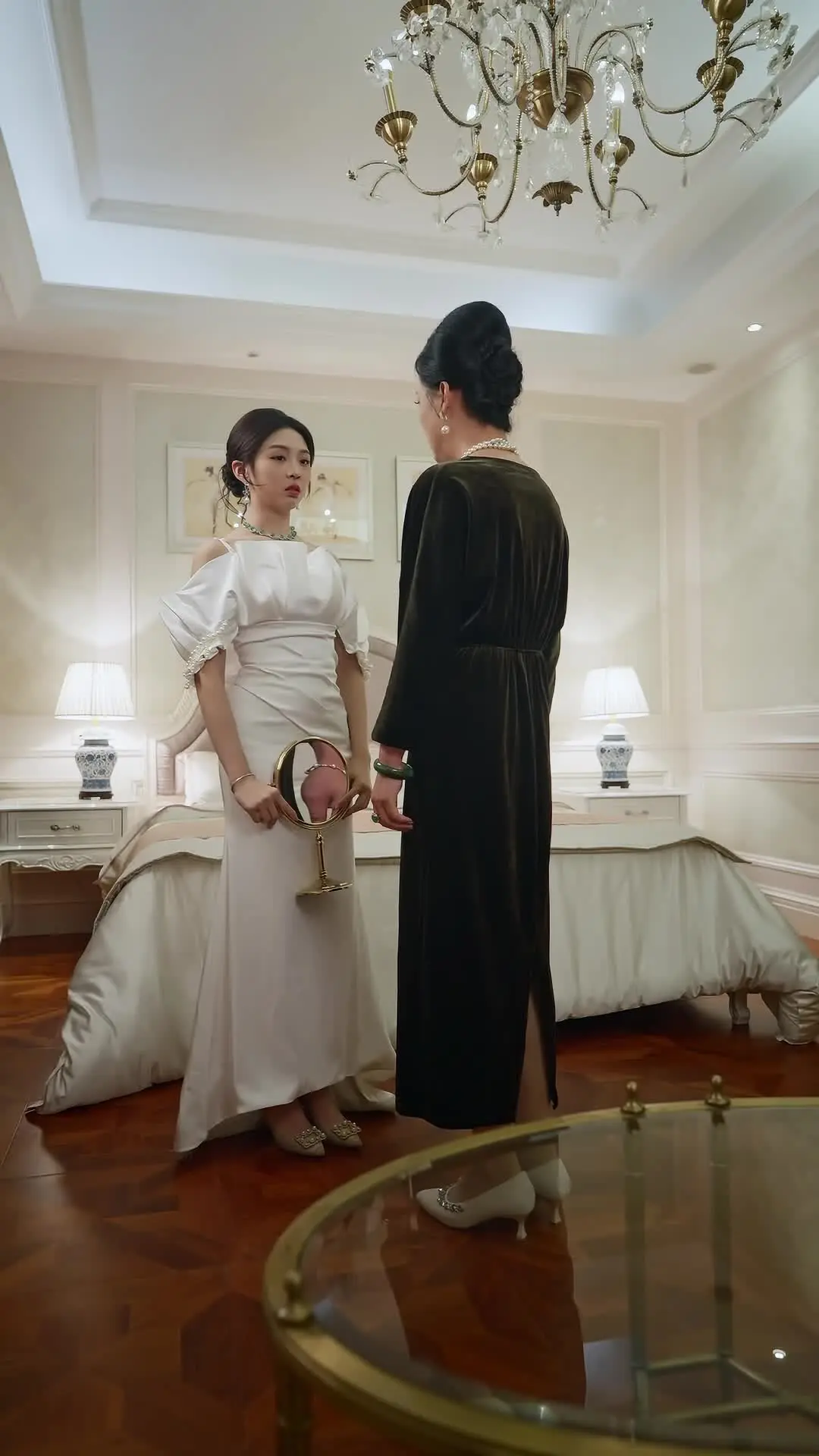 Episode 40 of Intertwined Hearts, Veiled Lies