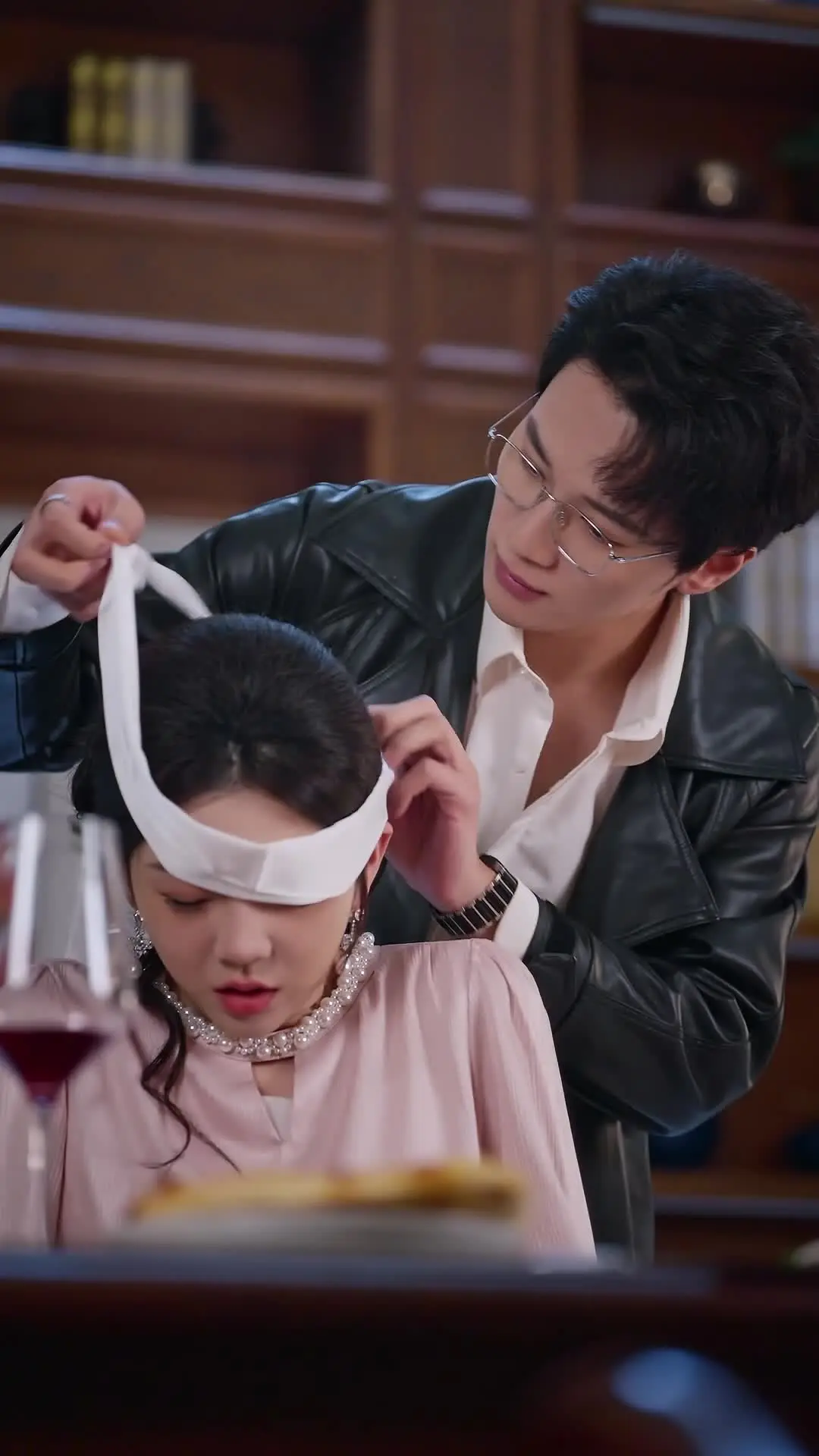 Episode 63 of Intertwined Hearts, Veiled Lies