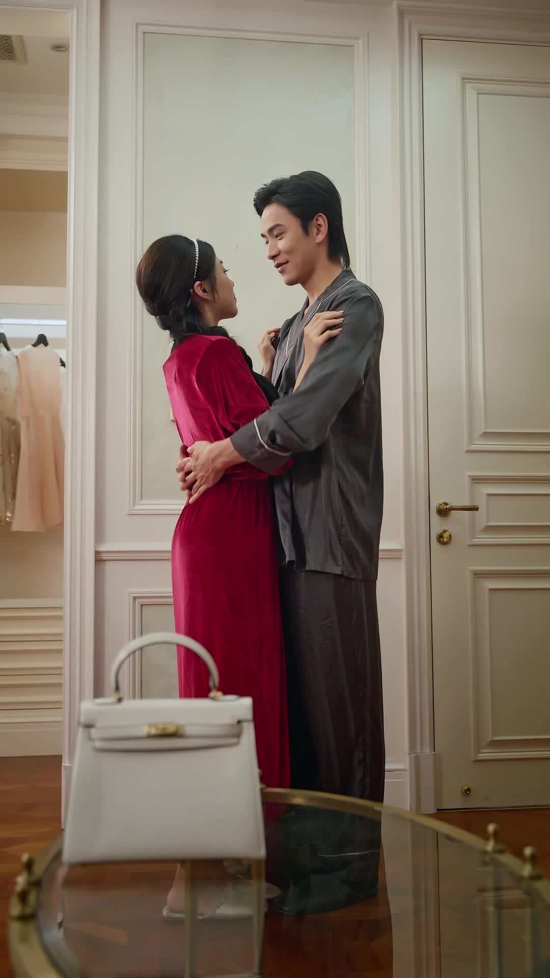 Episode 9 of Intertwined Hearts, Veiled Lies