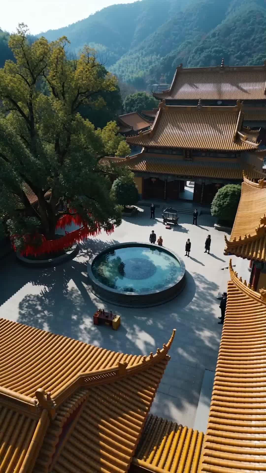 Episode 5 of Jade Half, Heart Whole