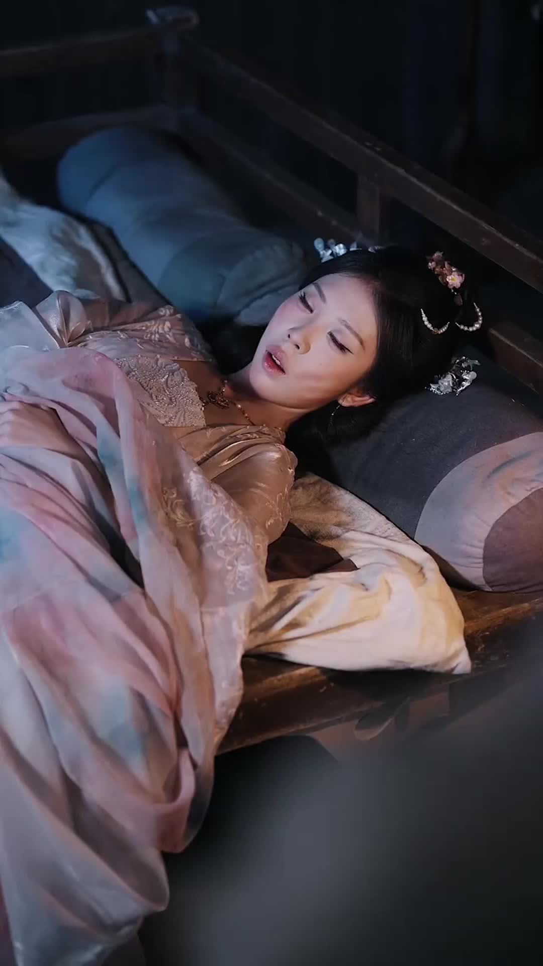 Episode 33 of Kidnapped a Prince to Be My Husband