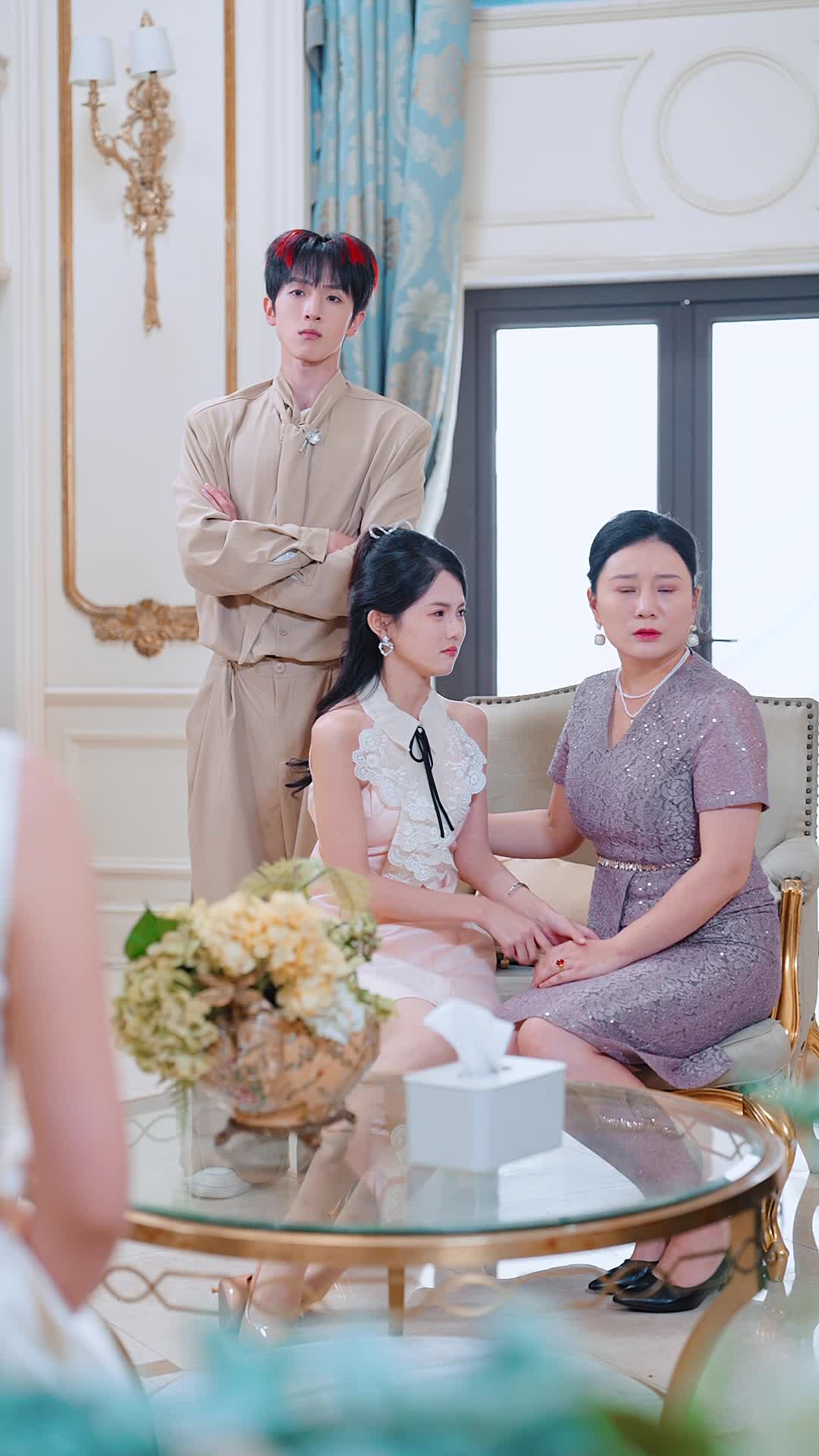 Episode 21 of Lady-in-Waiting vs. Lady Fake