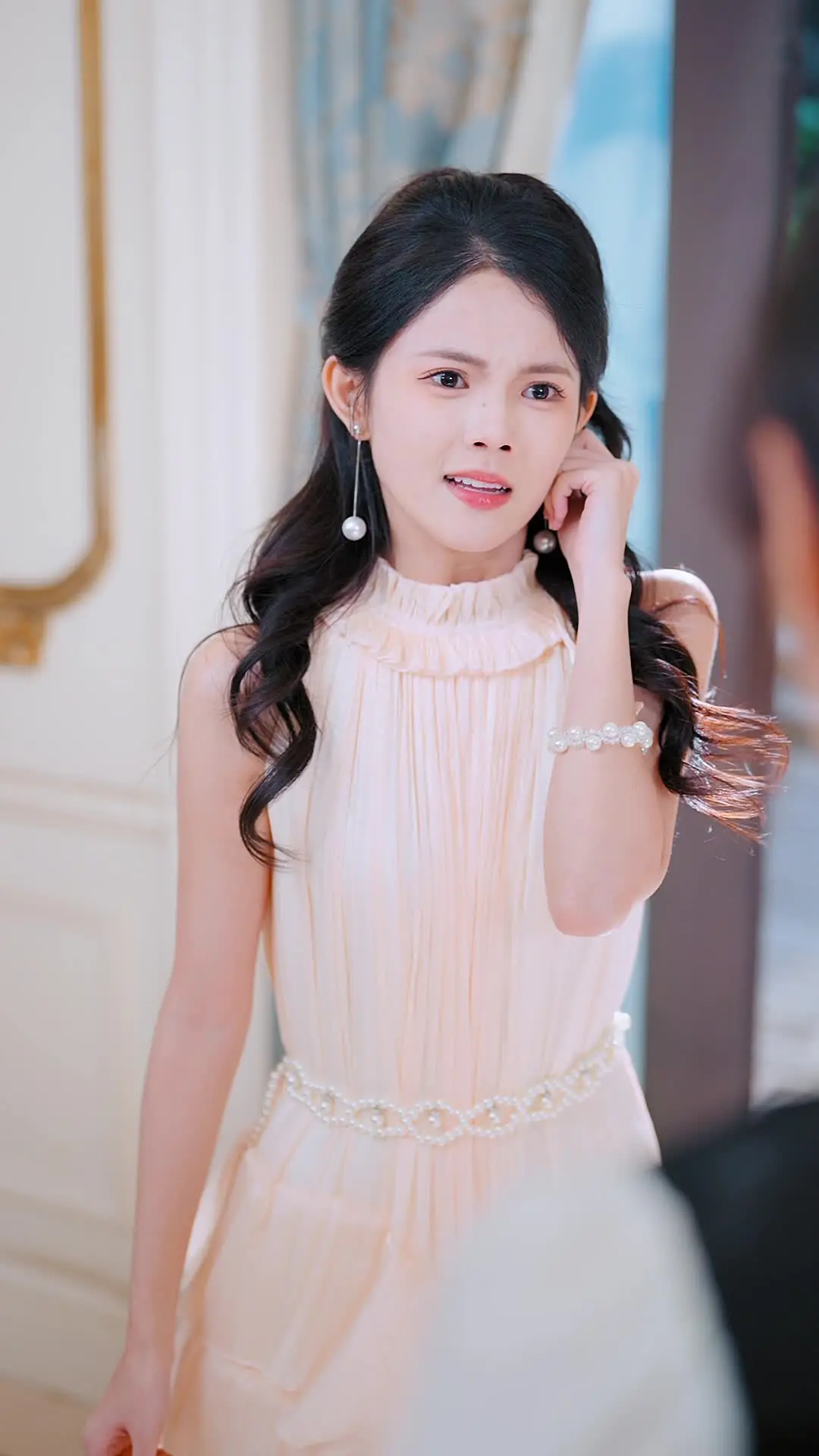 Episode 3 of Lady-in-Waiting vs. Lady Fake