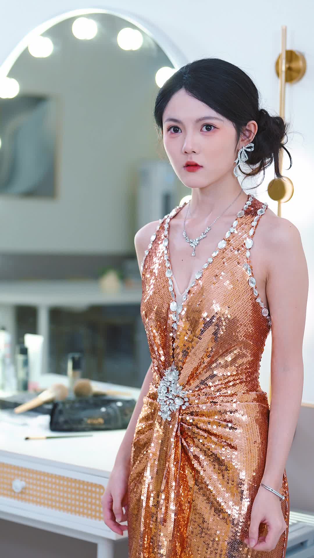 Episode 35 of Lady-in-Waiting vs. Lady Fake