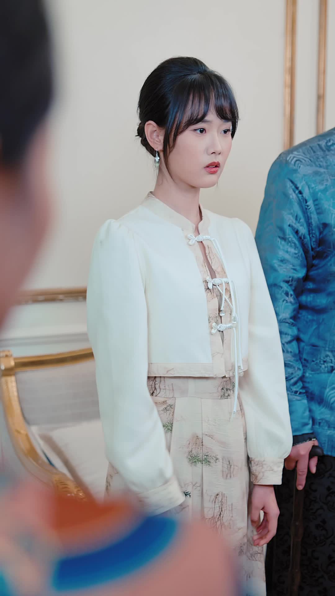 Episode 57 of Lady-in-Waiting vs. Lady Fake