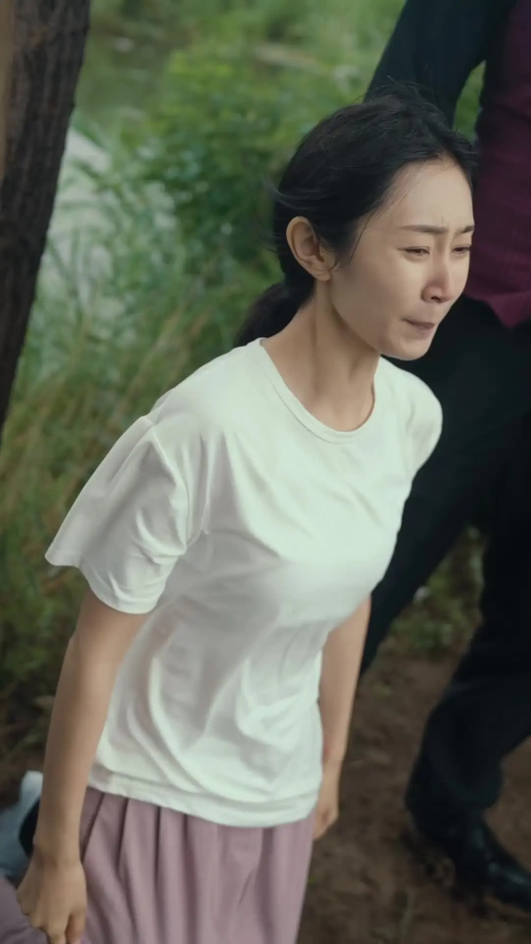 Episode 12 of Leaves Return to Their Roots