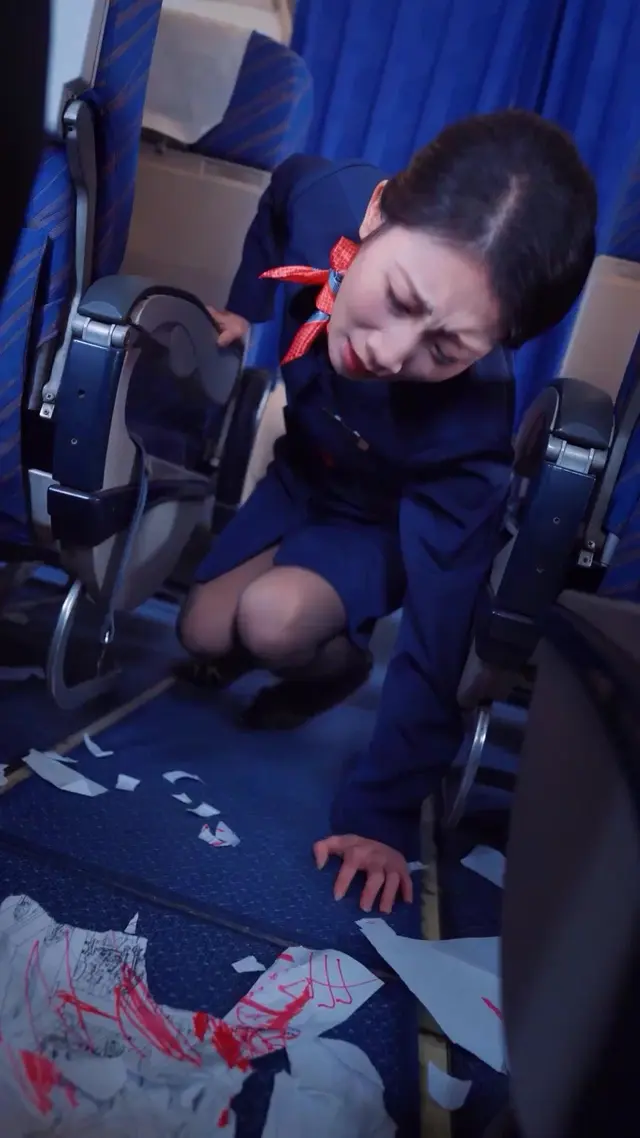 Episode 6 of Little Devil, Hands Off!