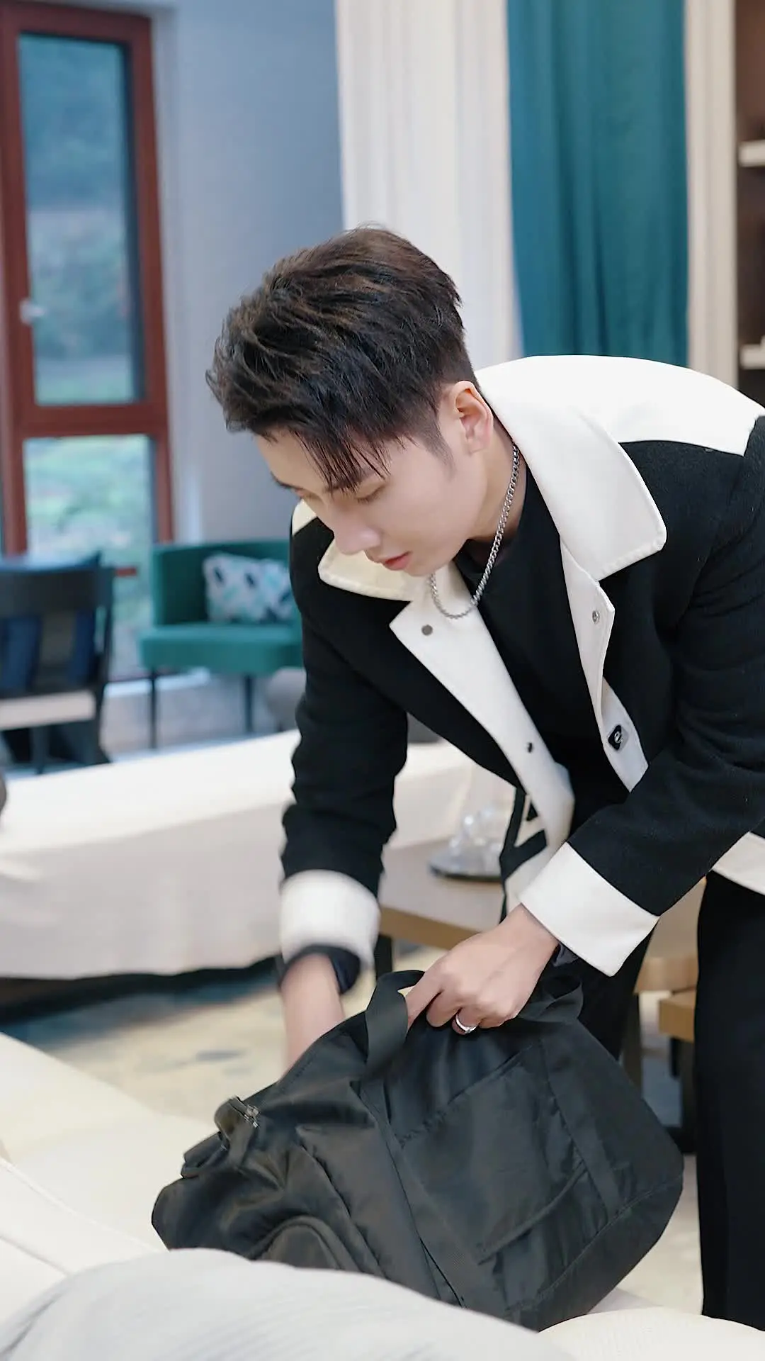 Episode 30 of Locked Out of His Heart