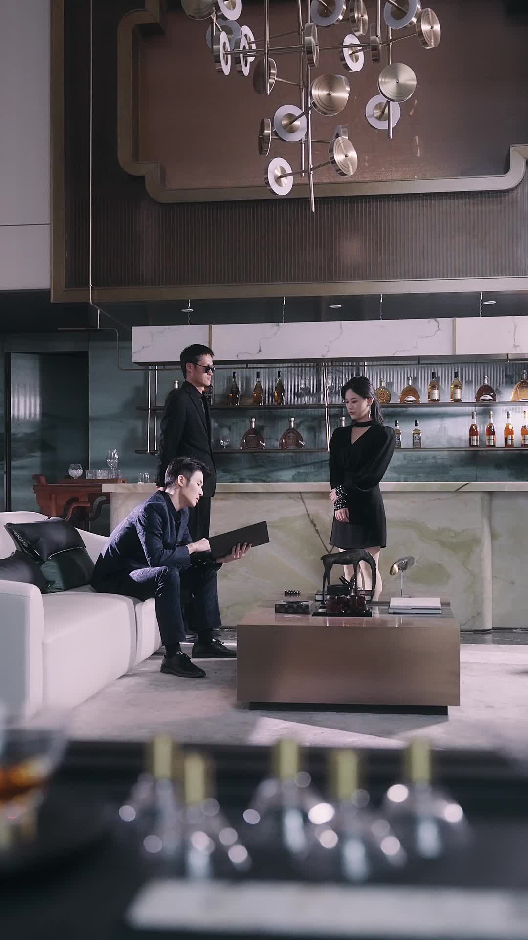 Episode 40 of Love, Bound & Blooming