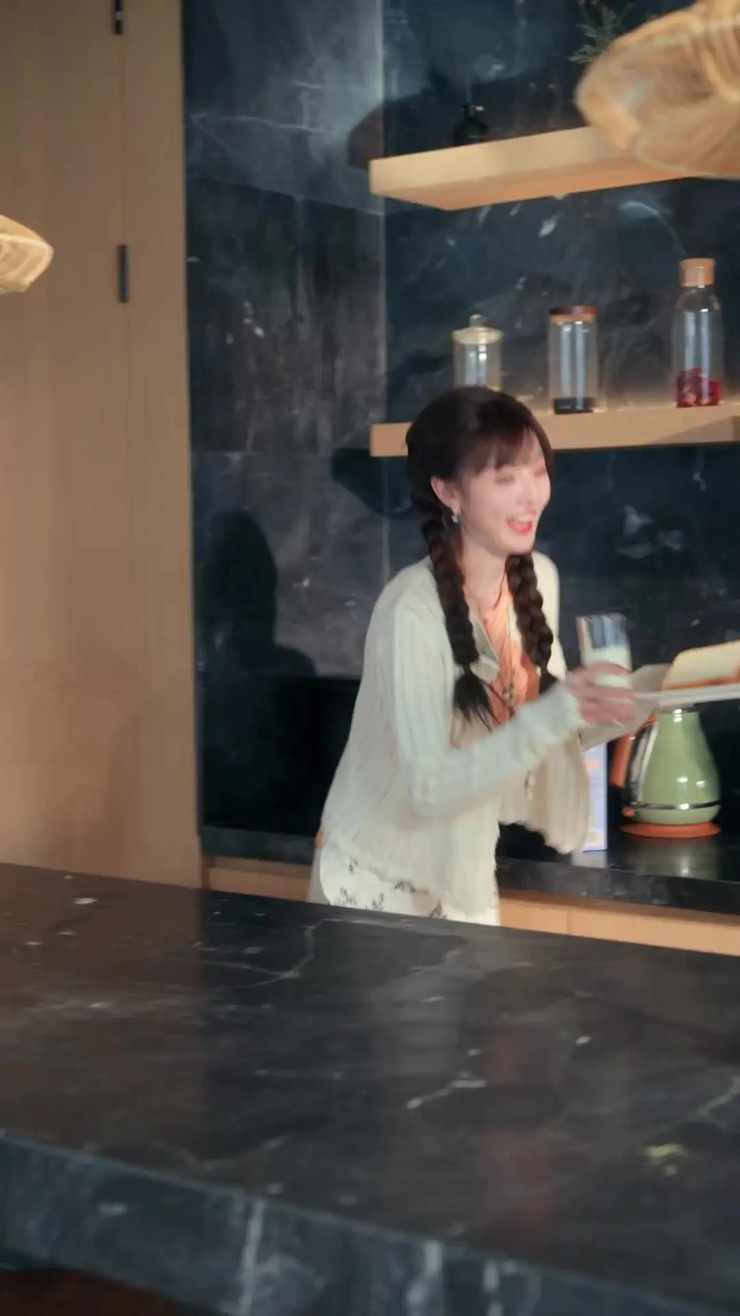 Episode 21 of Love Breaks the Ice