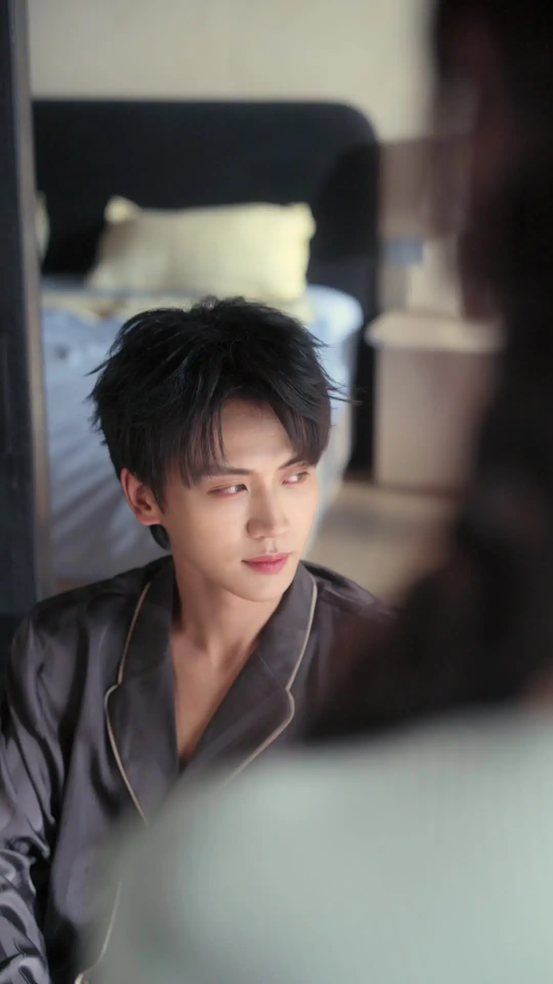 Episode 60 of Love Breaks the Ice