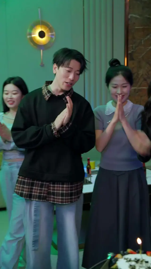 Episode 33 of Love Crossed a Millennium