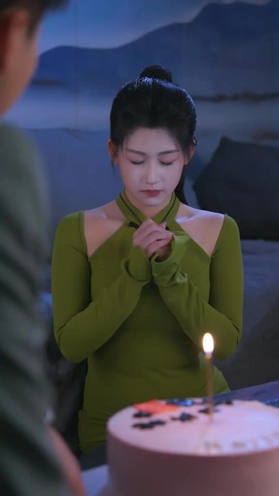 Episode 44 of Love Crossed a Millennium